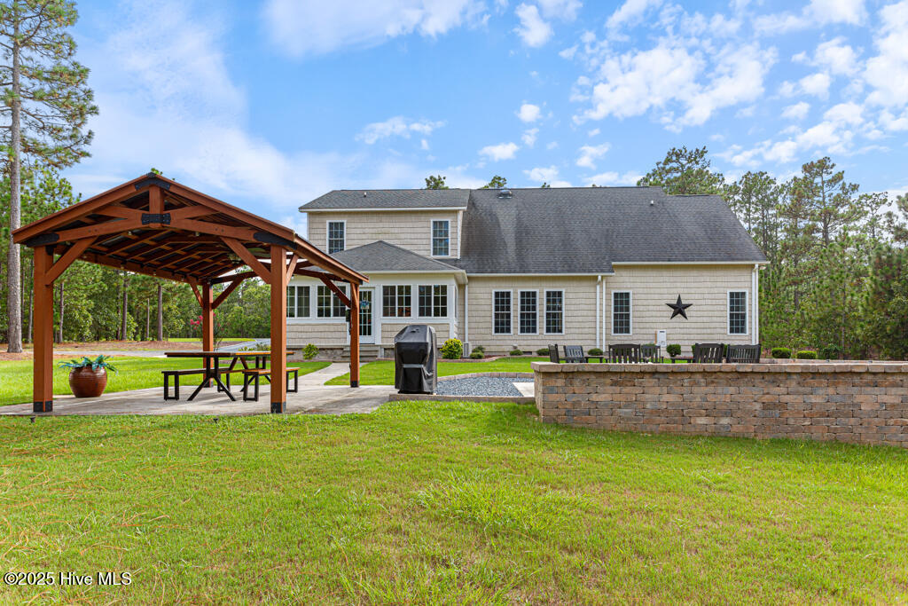West End, North Carolina, 27376, United States, 4 Bedrooms Bedrooms, ,4 BathroomsBathrooms,Residential,For Sale,1877359