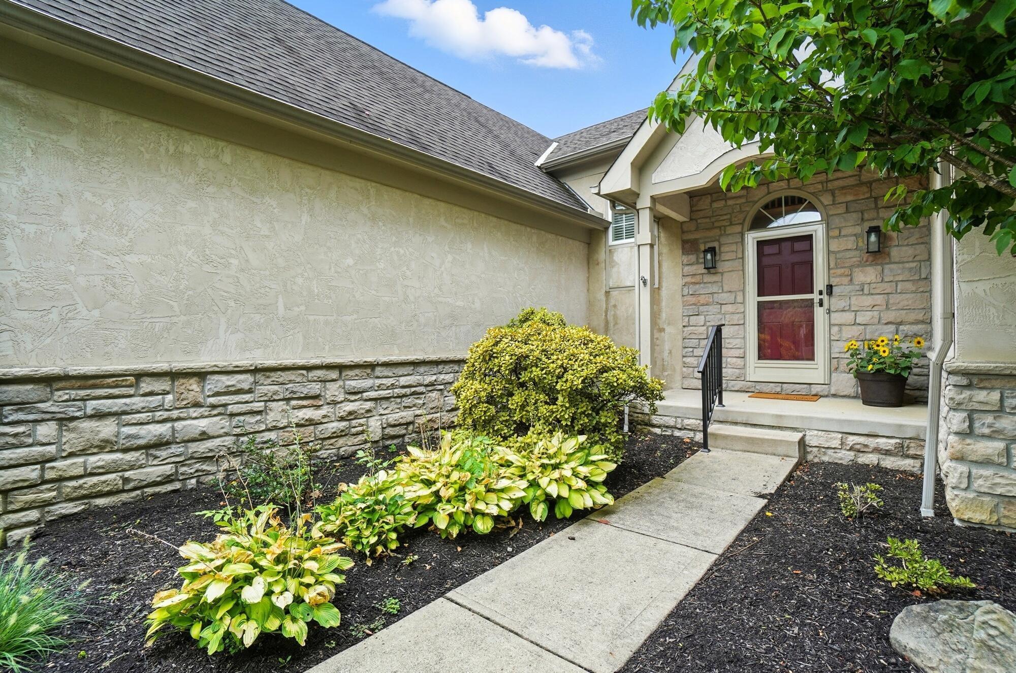 Lewis Center, Ohio, 43035, United States, 3 Bedrooms Bedrooms, ,3 BathroomsBathrooms,Residential,For Sale,1918698