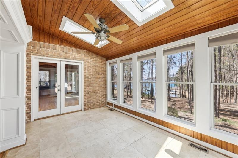 Buford, Georgia, 30518, United States, 6 Bedrooms Bedrooms, ,5 BathroomsBathrooms,Residential,For Sale,1976033