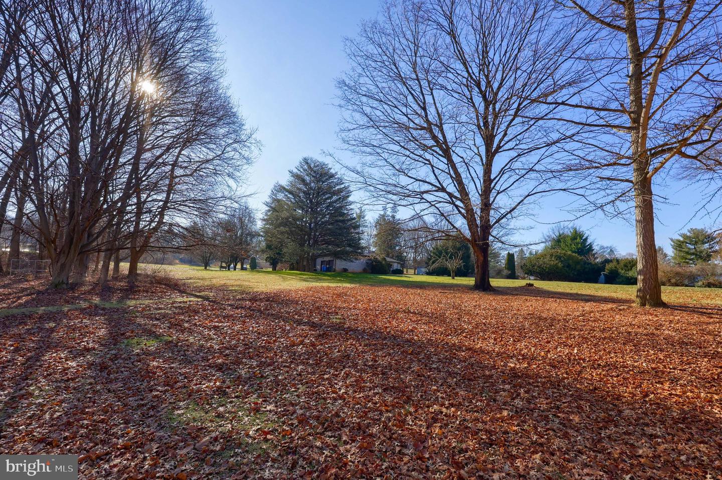 York, Pennsylvania, 17403, United States, 4 Bedrooms Bedrooms, ,2 BathroomsBathrooms,Residential,For Sale,1986541