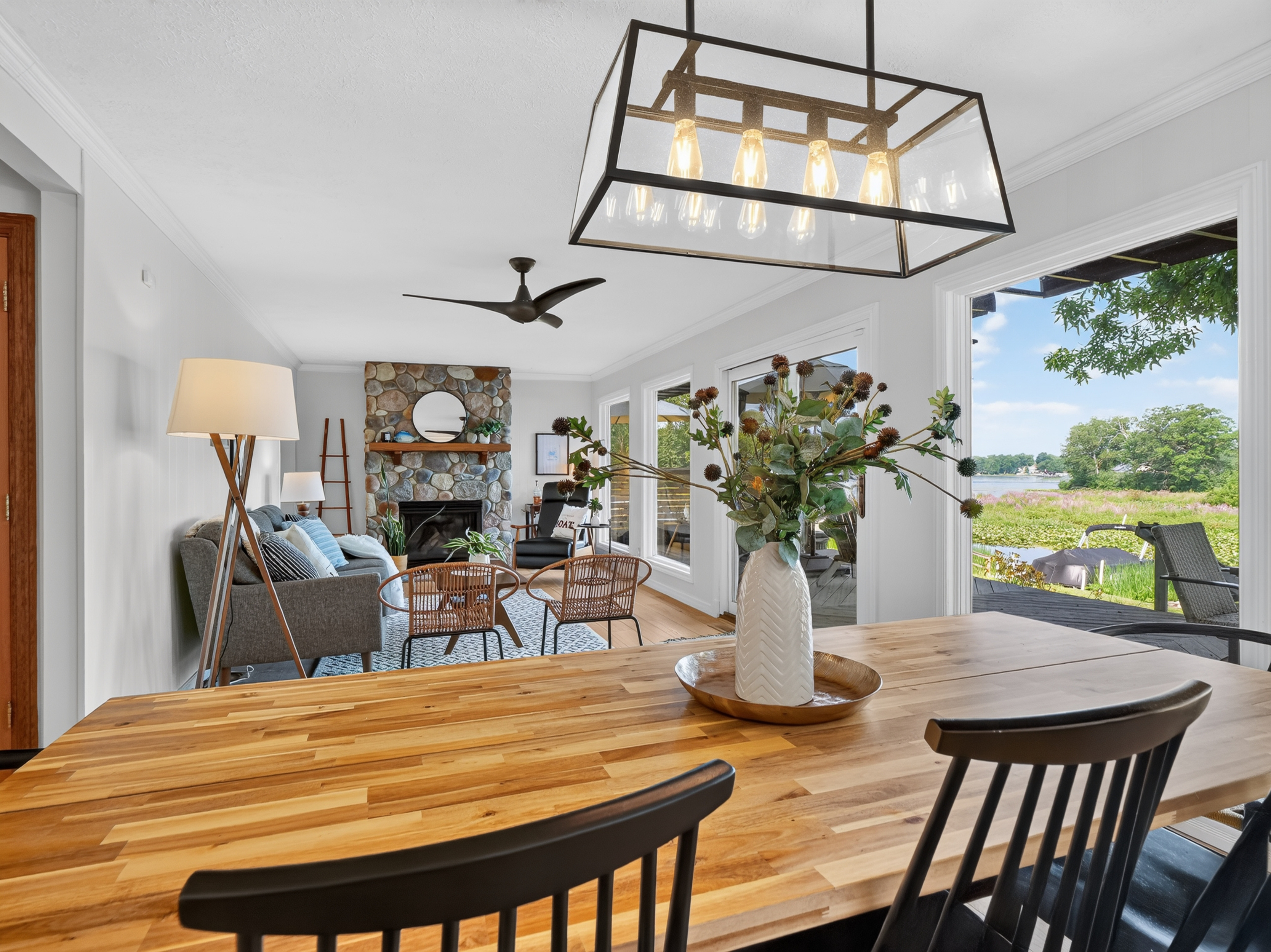  Four Bedroom Webster Lake Home - 物件實景