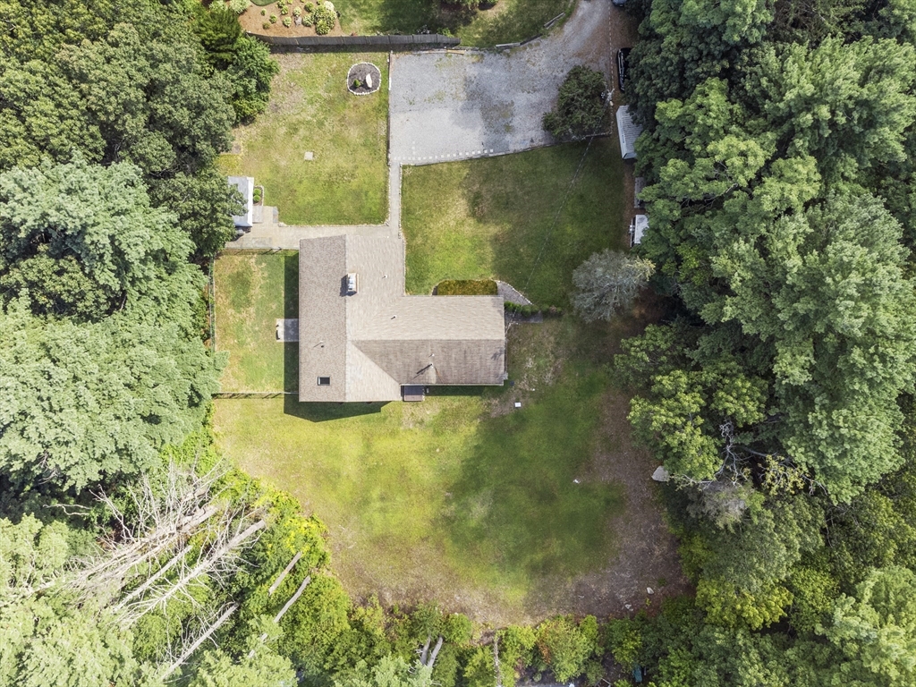 Framingham, Massachusetts, 01701, United States, 4 Bedrooms Bedrooms, ,3 BathroomsBathrooms,Residential,For Sale,1939196
