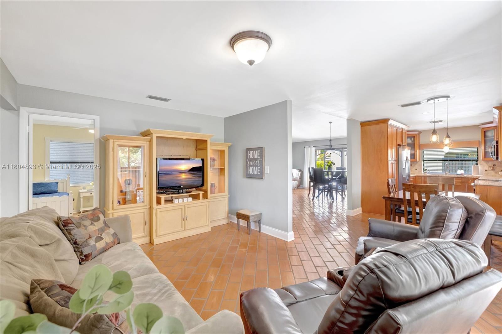 Cooper City, Florida, 33026, United States, 3 Bedrooms Bedrooms, ,2 BathroomsBathrooms,Residential,For Sale,1827965