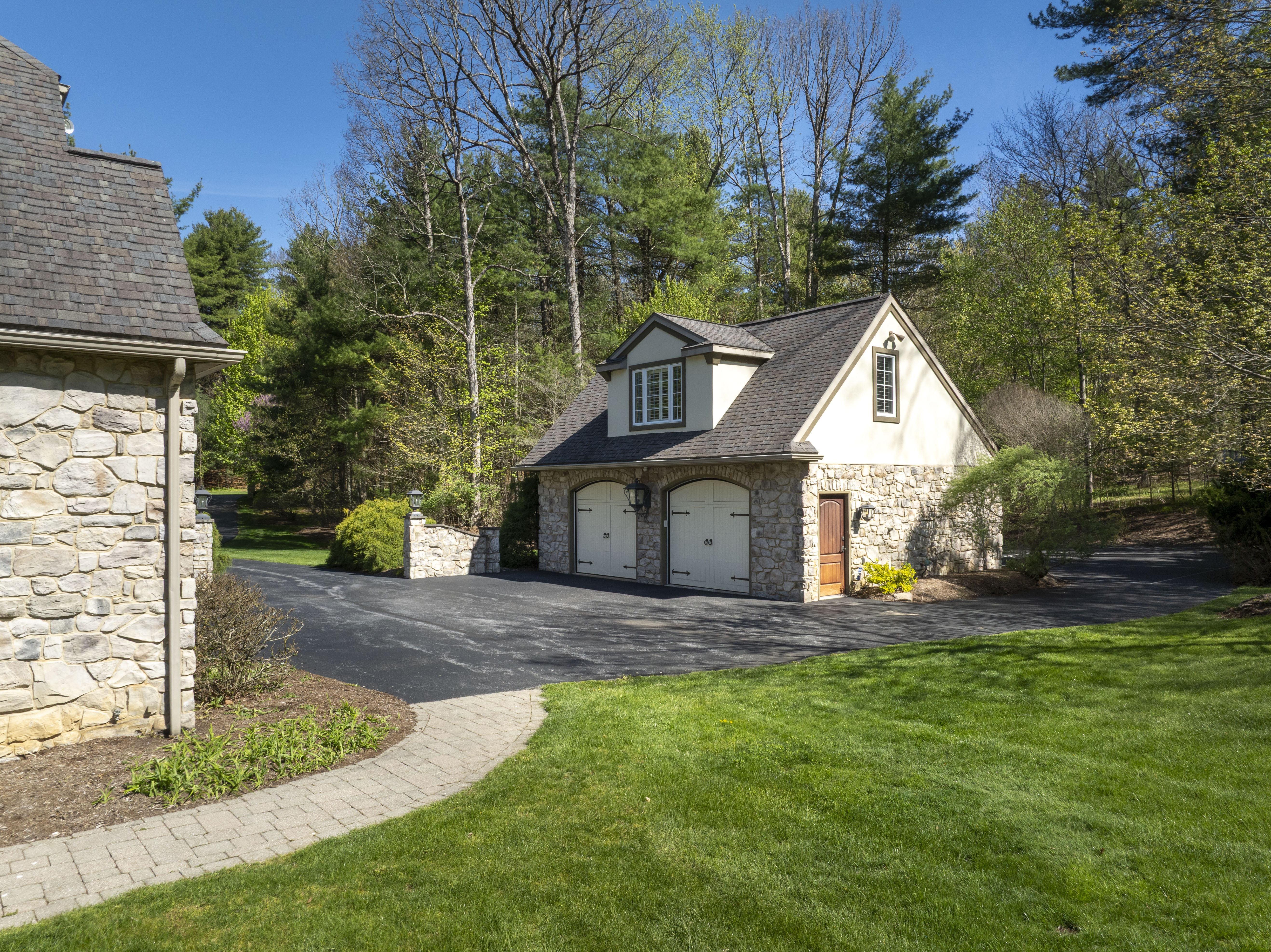  157 Manhasset Ct, Port Matilda, PA 16870 - 物件實景