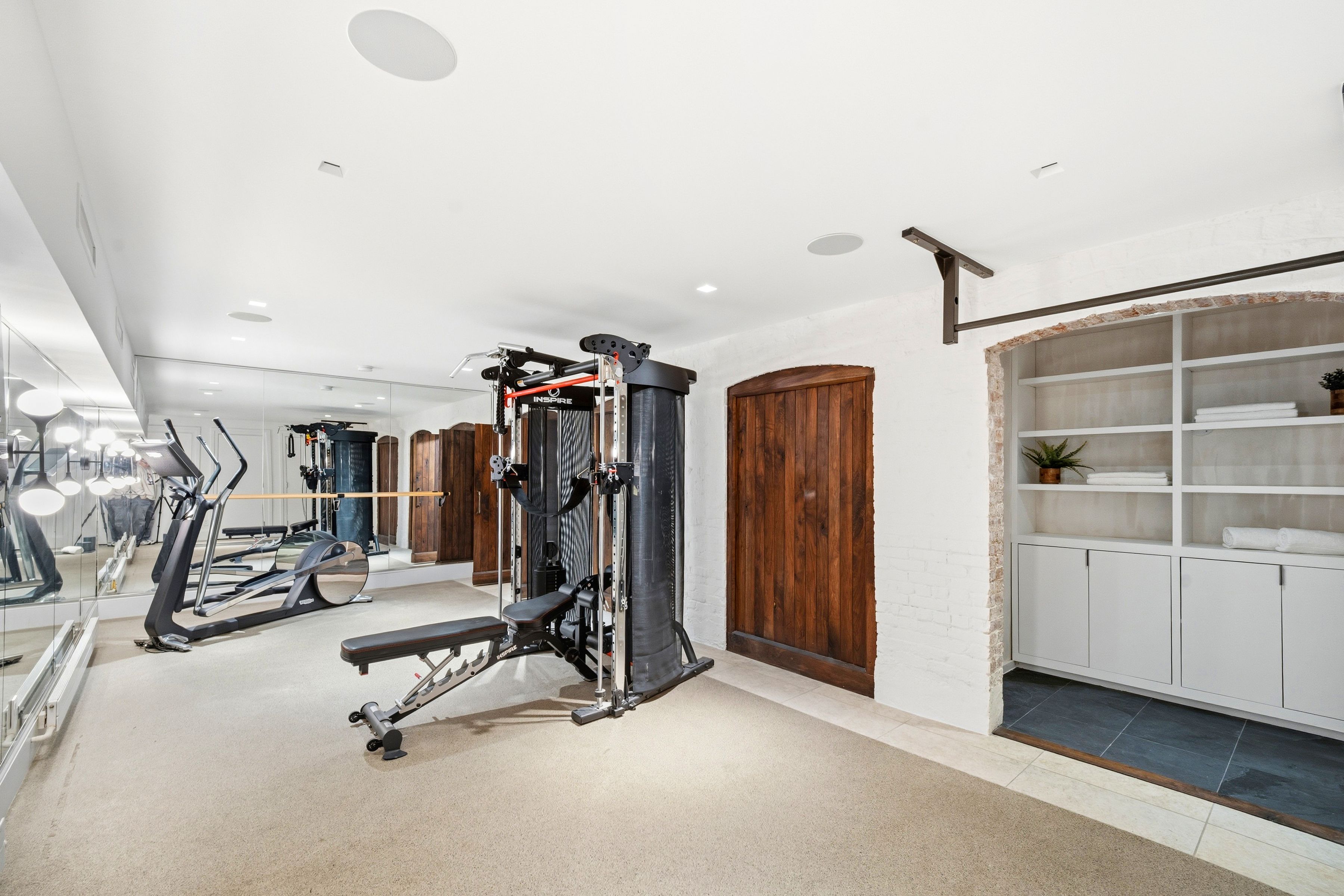  527 3rd Street - 物件實景