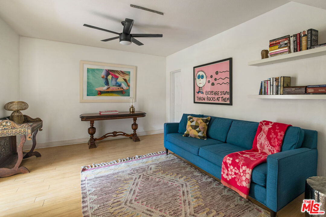 Los Angeles, California, 90039, United States, 3 Bedrooms Bedrooms, ,4 BathroomsBathrooms,Residential,For Sale,1924796