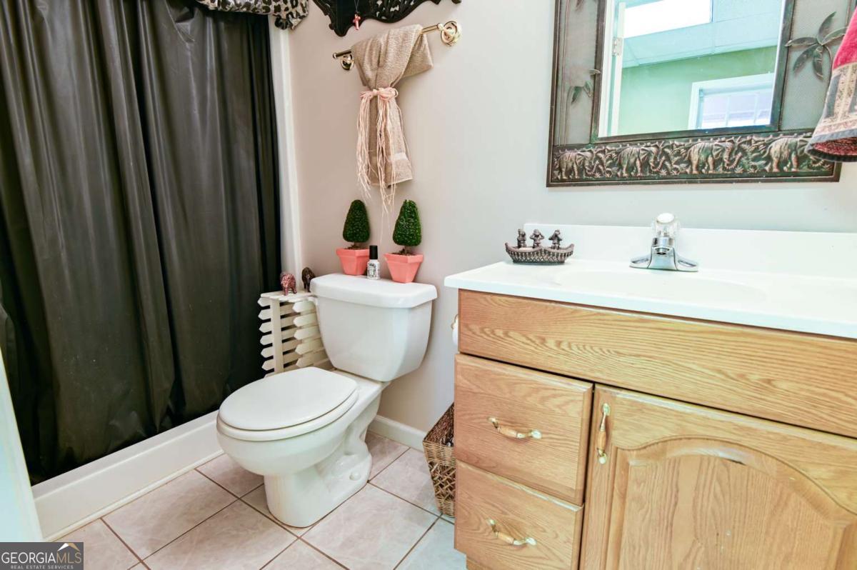 Athens, Georgia, 30606, United States, 6 Bedrooms Bedrooms, ,4 BathroomsBathrooms,Residential,For Sale,2003129