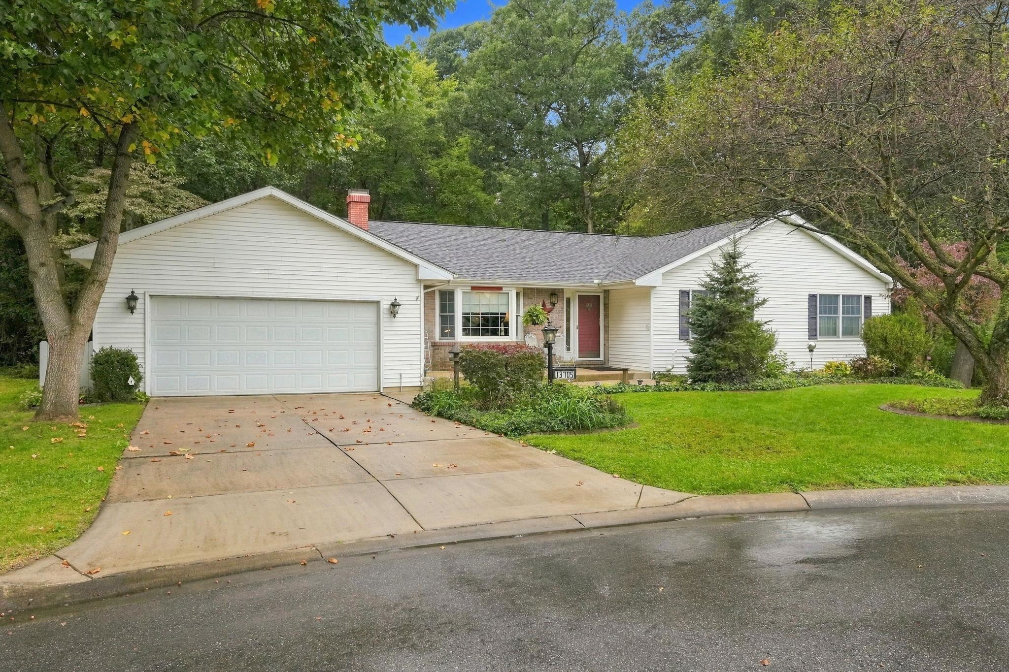 Old Creek Ct, Mishawaka, IN 46545 #1