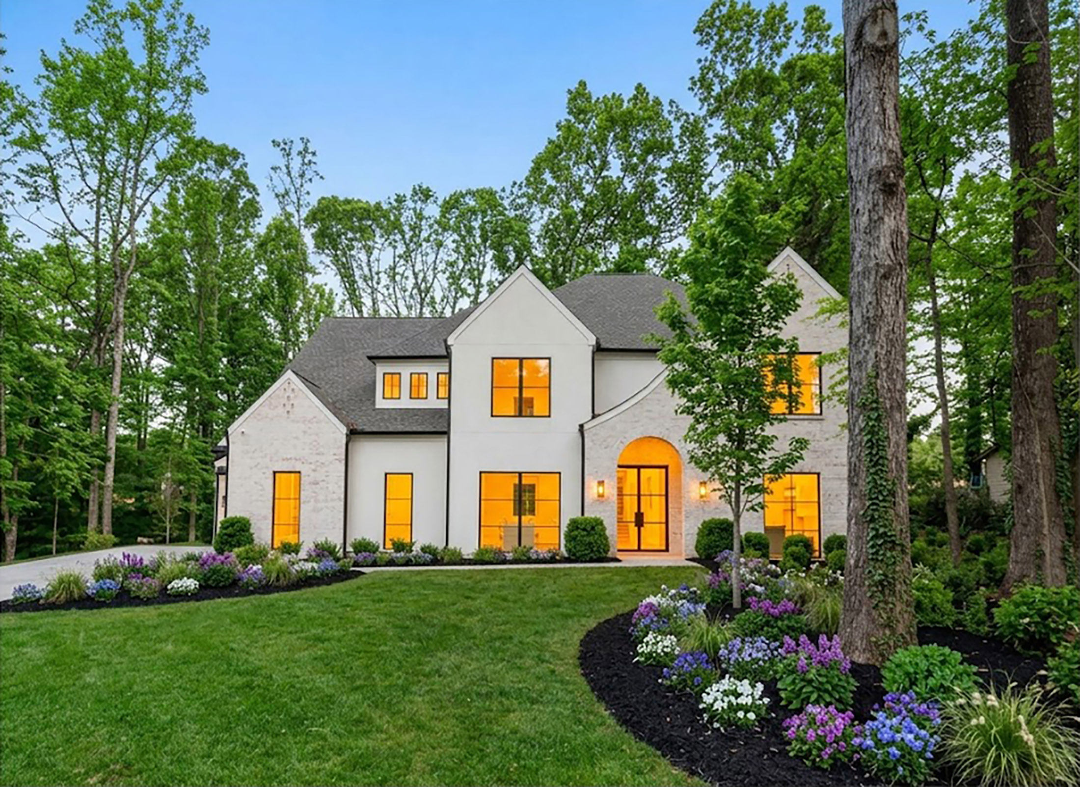  The Epitome of Alpharetta Luxury: Transitional Masterpiece in Garden District - 物件實景