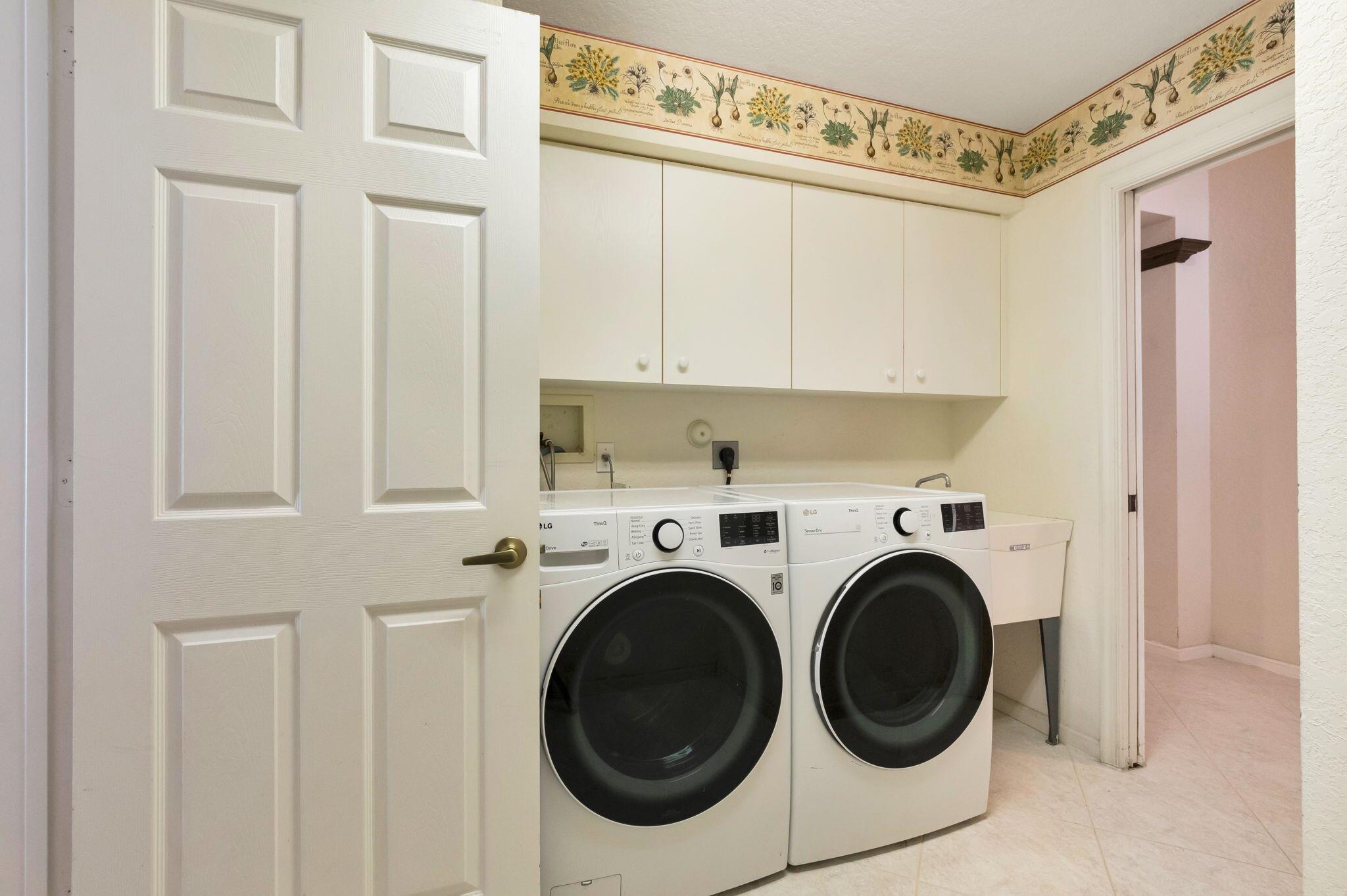 Boynton Beach, Florida, 33437, United States, 3 Bedrooms Bedrooms, ,2 BathroomsBathrooms,Residential,For Sale,1905811