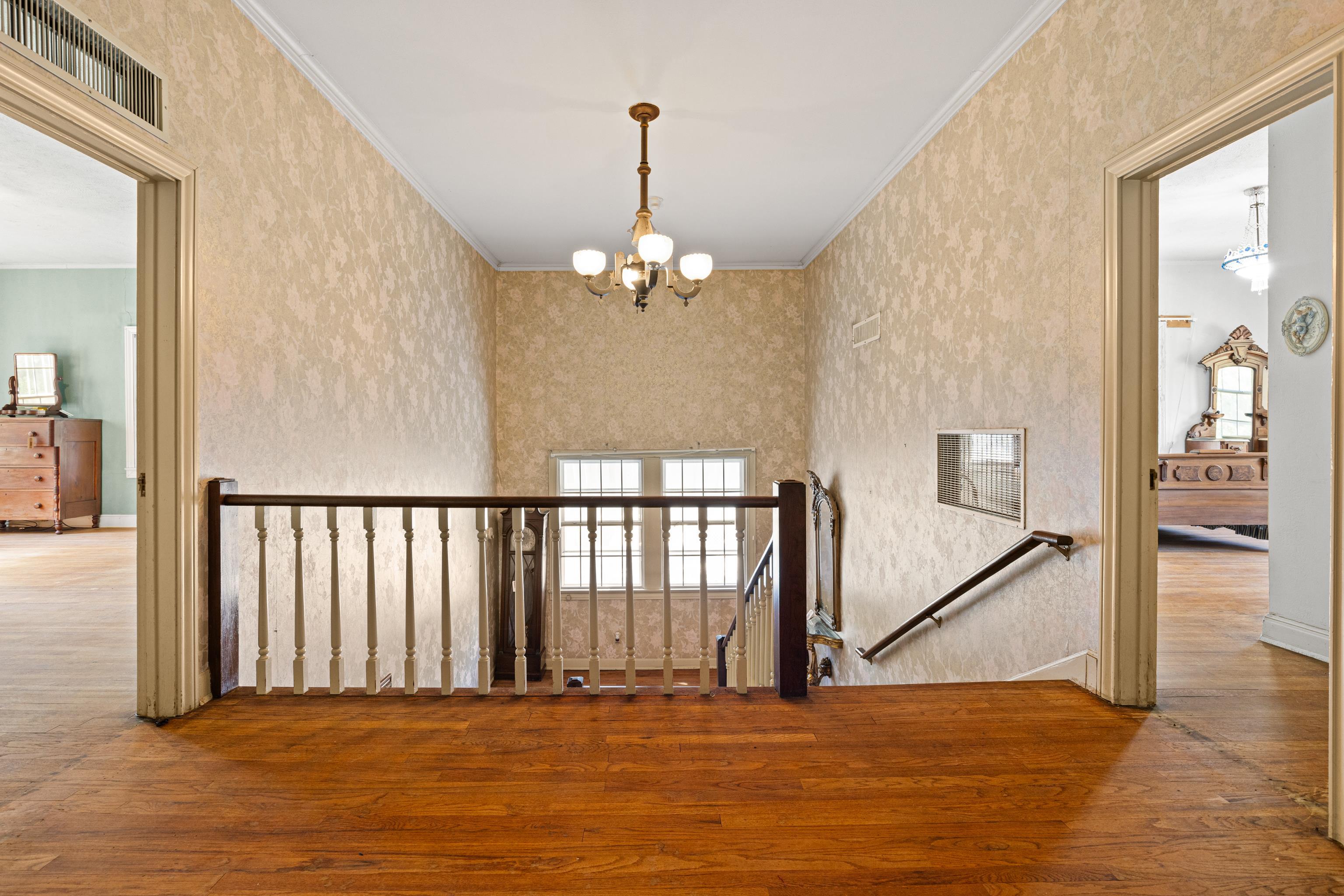 Jefferson, Texas, 75657, United States, 5 Bedrooms Bedrooms, ,5 BathroomsBathrooms,Residential,For Sale,1978271