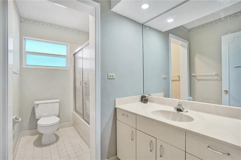 Fort Lauderdale, Florida, 33308, United States, 3 Bedrooms Bedrooms, ,2 BathroomsBathrooms,Residential,For Sale,1847255
