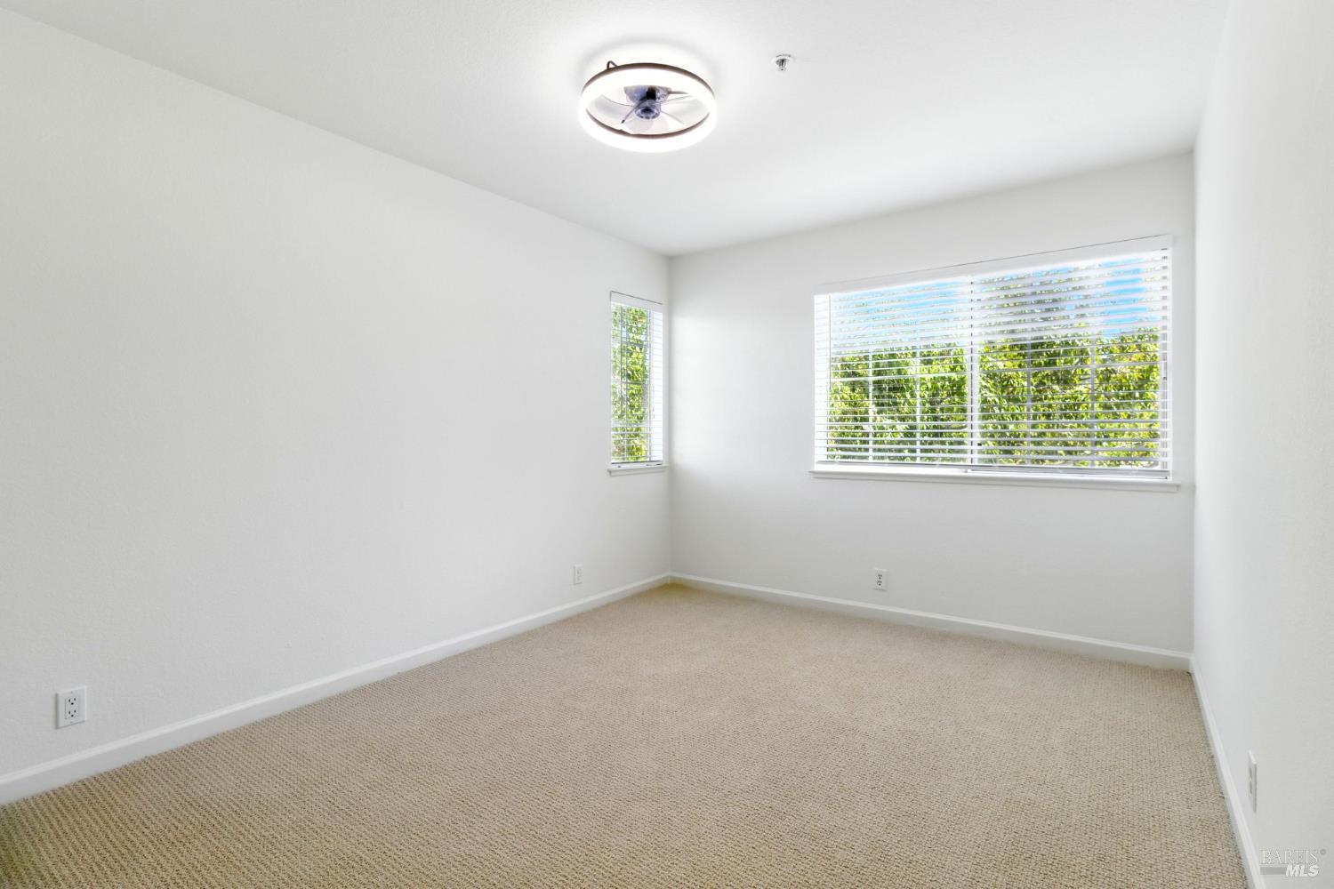 Petaluma, California, 94954, United States, 3 Bedrooms Bedrooms, ,3 BathroomsBathrooms,Residential,For Sale,1941666