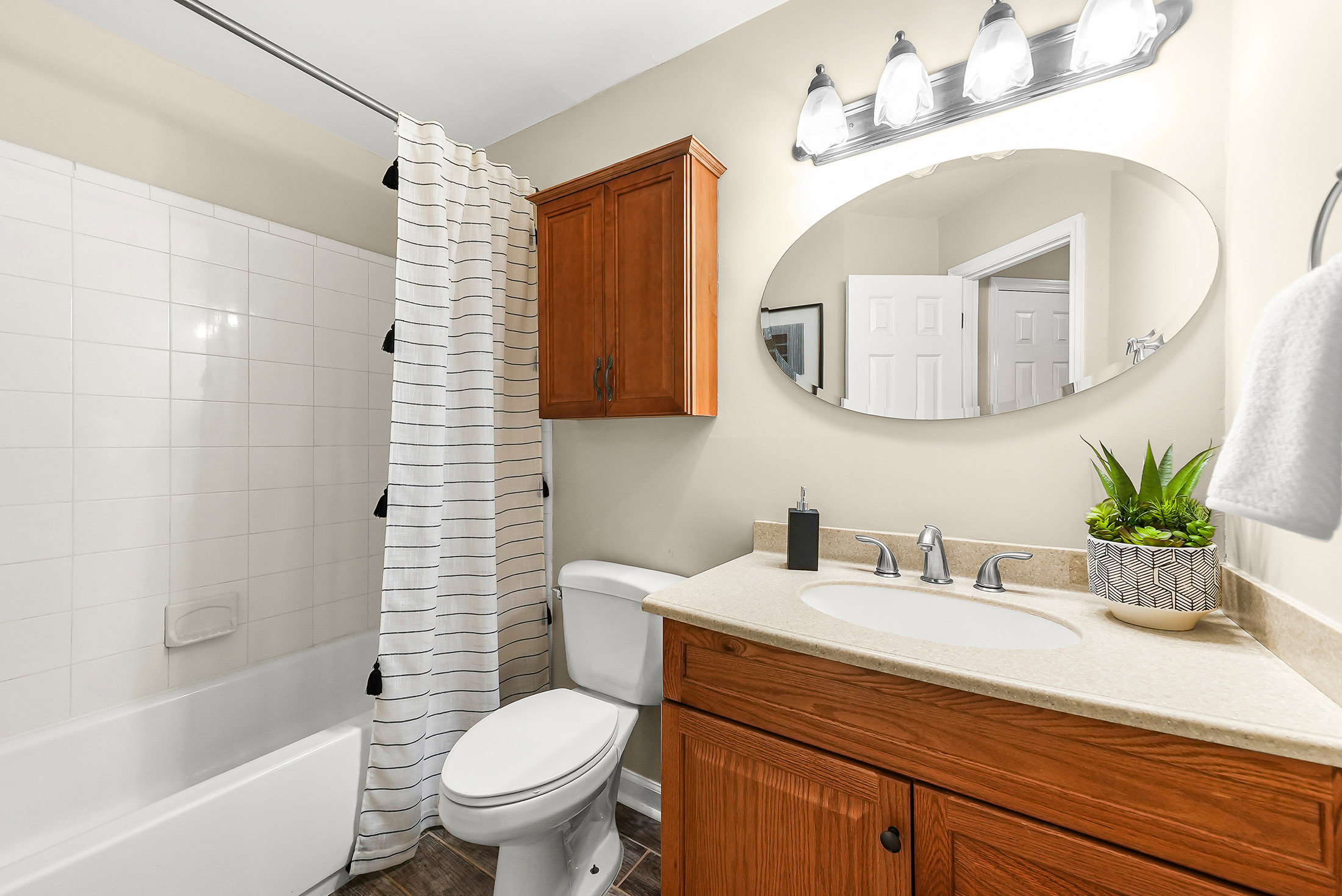 Serene Metro Atlanta Condo Offering Privacy, Comfort and Convenience - 物件實景