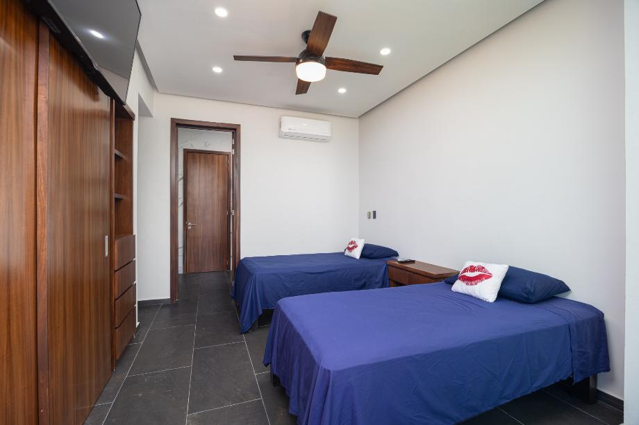 Republica dominicana, Puerto Vallarta, Jalisco, 48330, Mexico, 2 Bedrooms Bedrooms, ,1 BathroomBathrooms,Residential,For Sale,Republica dominicana,1612595