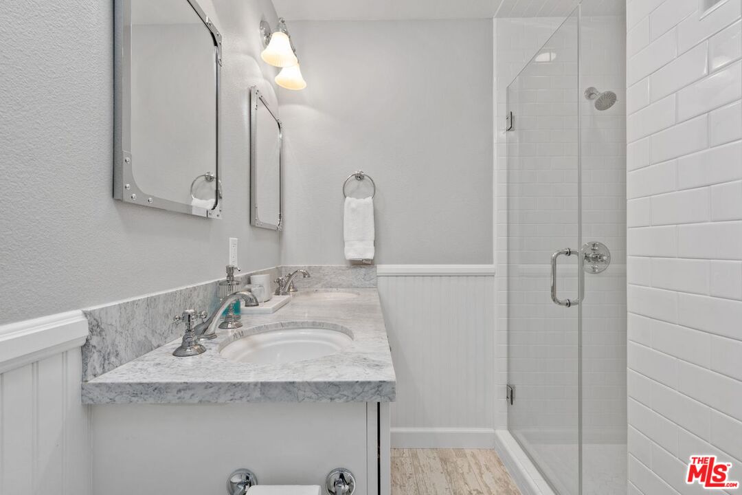 Calabasas, California, 91302, United States, 4 Bedrooms Bedrooms, ,3 BathroomsBathrooms,Residential,For Sale,1896554
