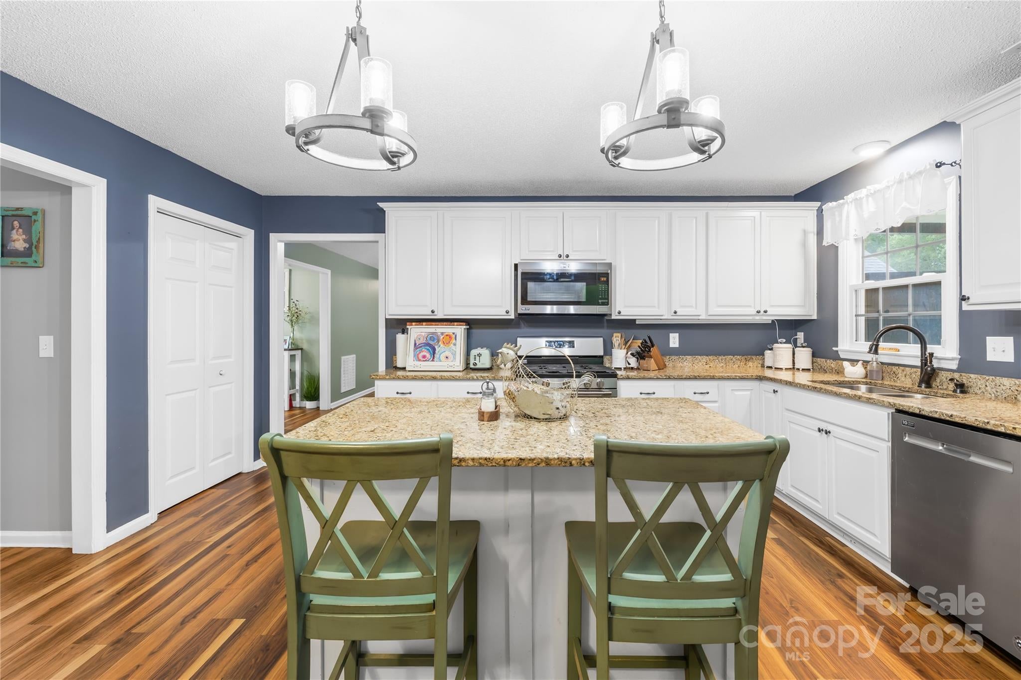 Shelby, North Carolina, 28152, United States, 3 Bedrooms Bedrooms, ,2 BathroomsBathrooms,Residential,For Sale,1847479