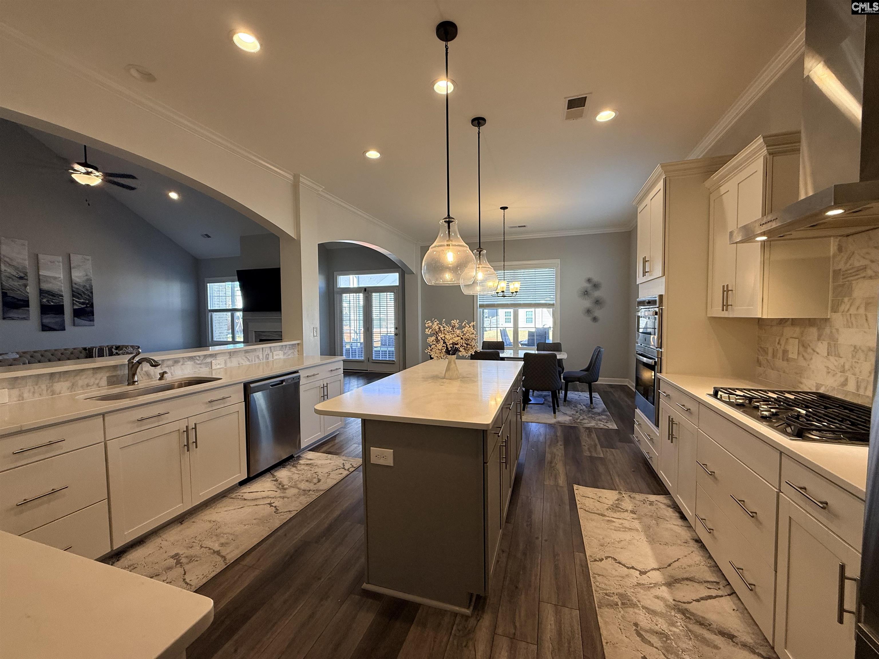 Chapin, South Carolina, 29036, United States, 5 Bedrooms Bedrooms, ,4 BathroomsBathrooms,Residential,For Sale,1984987