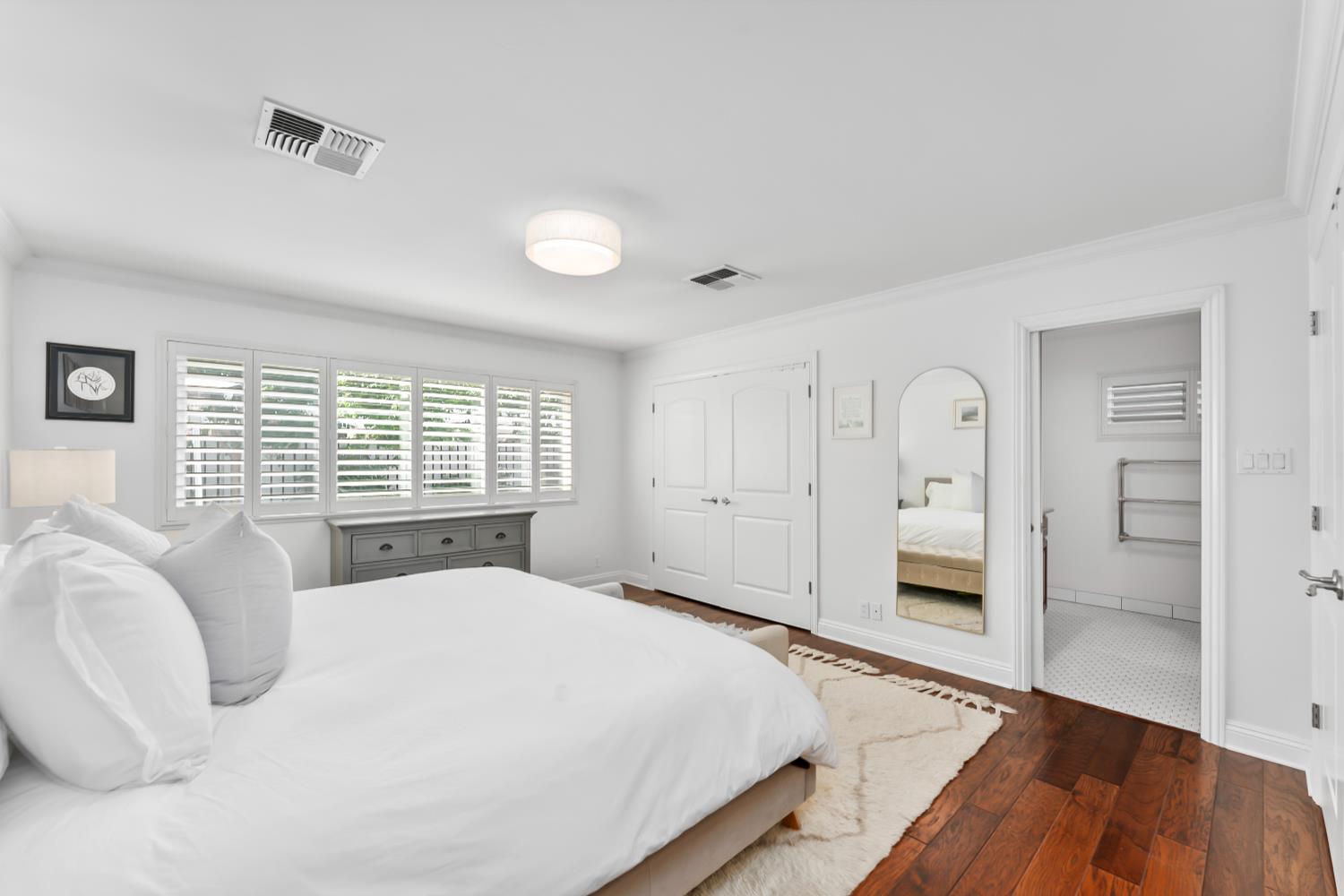 Sacramento, California, 95864, United States, 4 Bedrooms Bedrooms, ,3 BathroomsBathrooms,Residential,For Sale,1906967