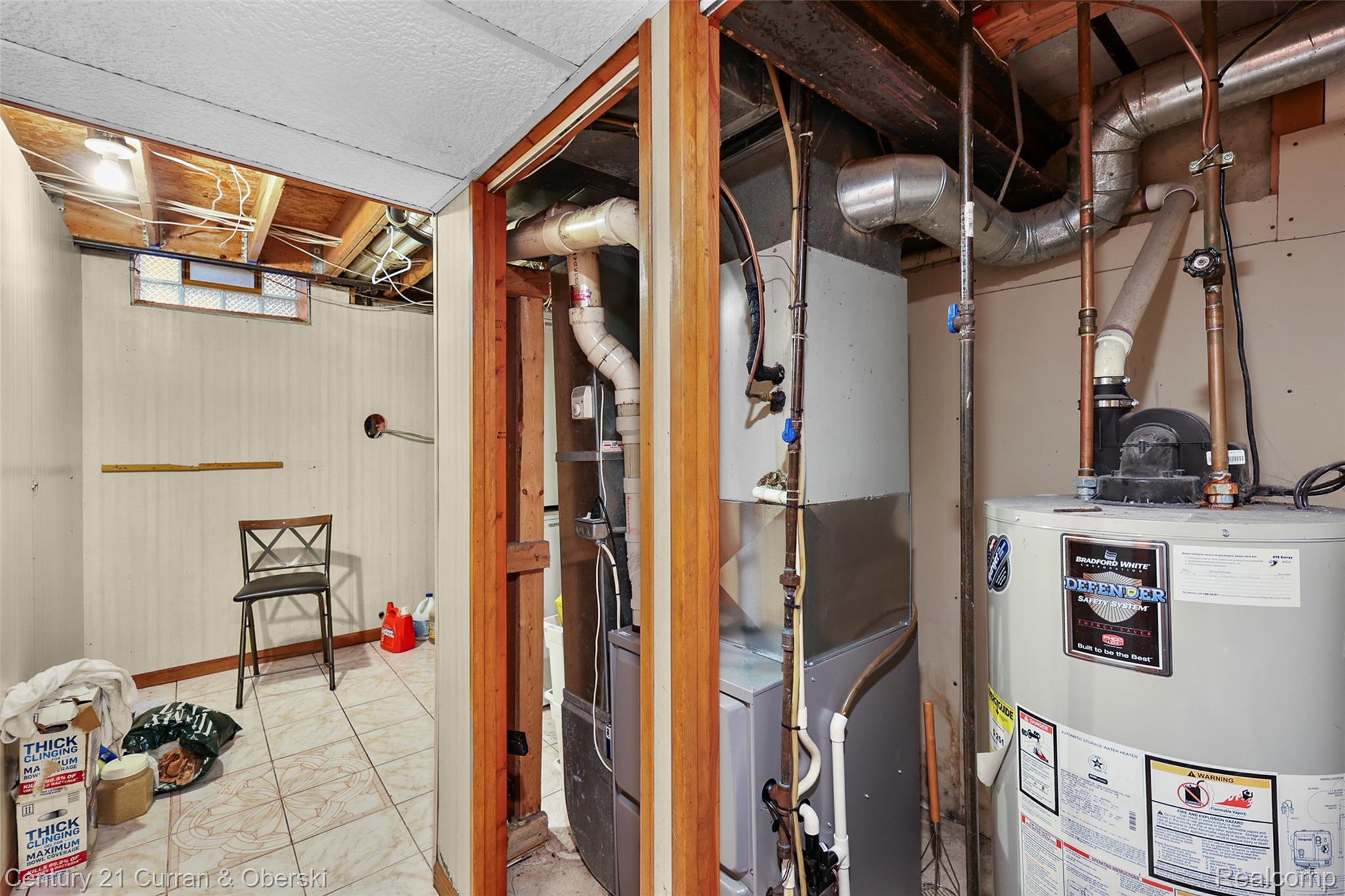 Dearborn, Michigan, 48126, United States, 4 Bedrooms Bedrooms, ,4 BathroomsBathrooms,Residential,For Sale,1974574