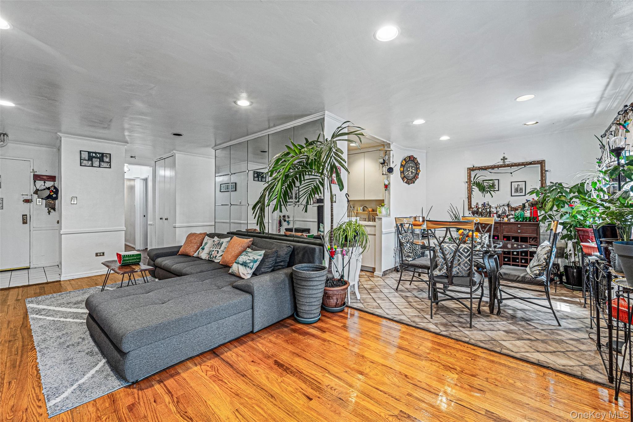 8429 153rd Avenue, Howard Beach, NY, 11414 - 物件實景