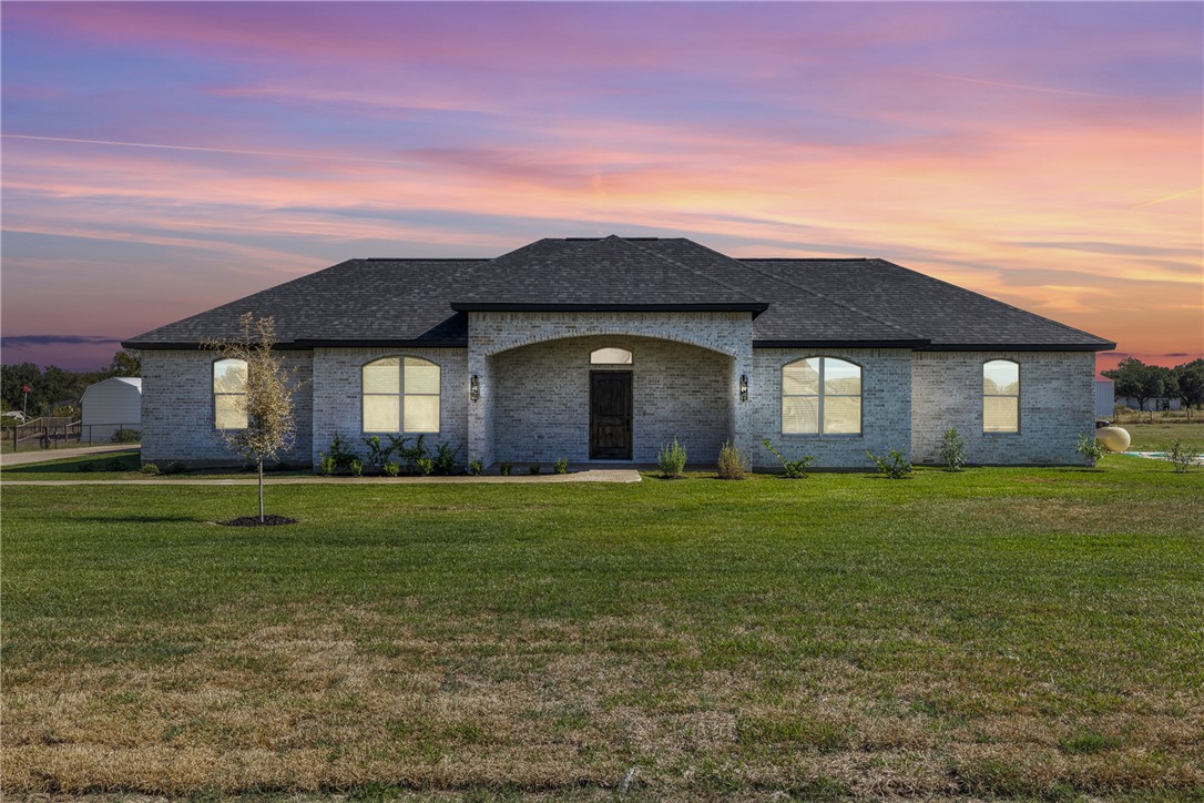 Bryan, Texas, 77808, United States, 3 Bedrooms Bedrooms, ,3 BathroomsBathrooms,Residential,For Sale,1984119