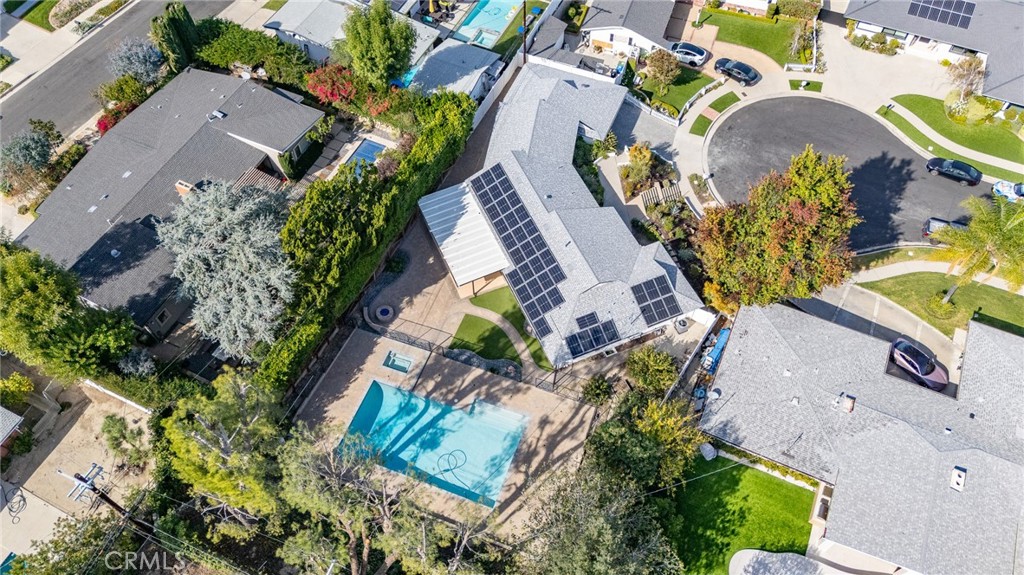 Woodland Hills, California, 91367, United States, 4 Bedrooms Bedrooms, ,3 BathroomsBathrooms,Residential,For Sale,1987508