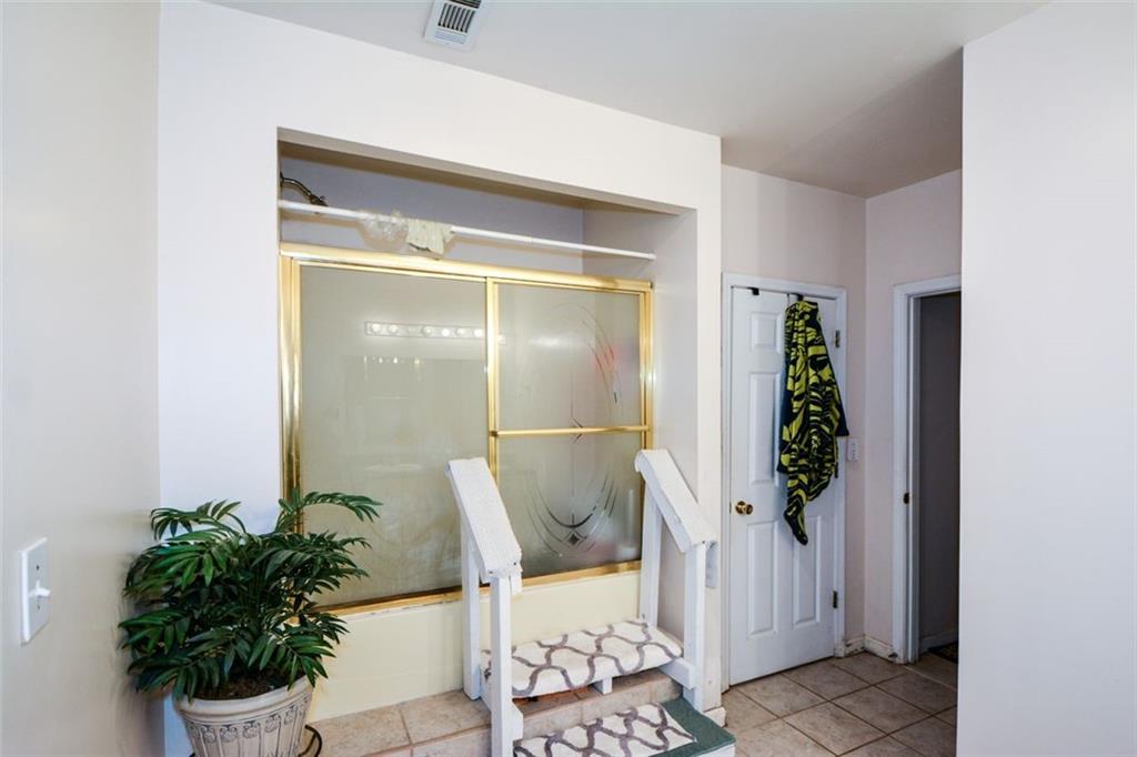 Cumming, Georgia, 30041, United States, 5 Bedrooms Bedrooms, ,4 BathroomsBathrooms,Residential,For Sale,1997427