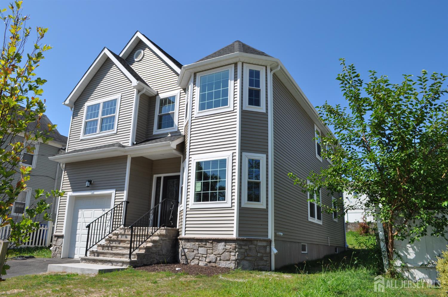 Woodbridge, New Jersey, 07095, United States, 4 Bedrooms Bedrooms, ,4 BathroomsBathrooms,Residential,For Sale,1920305