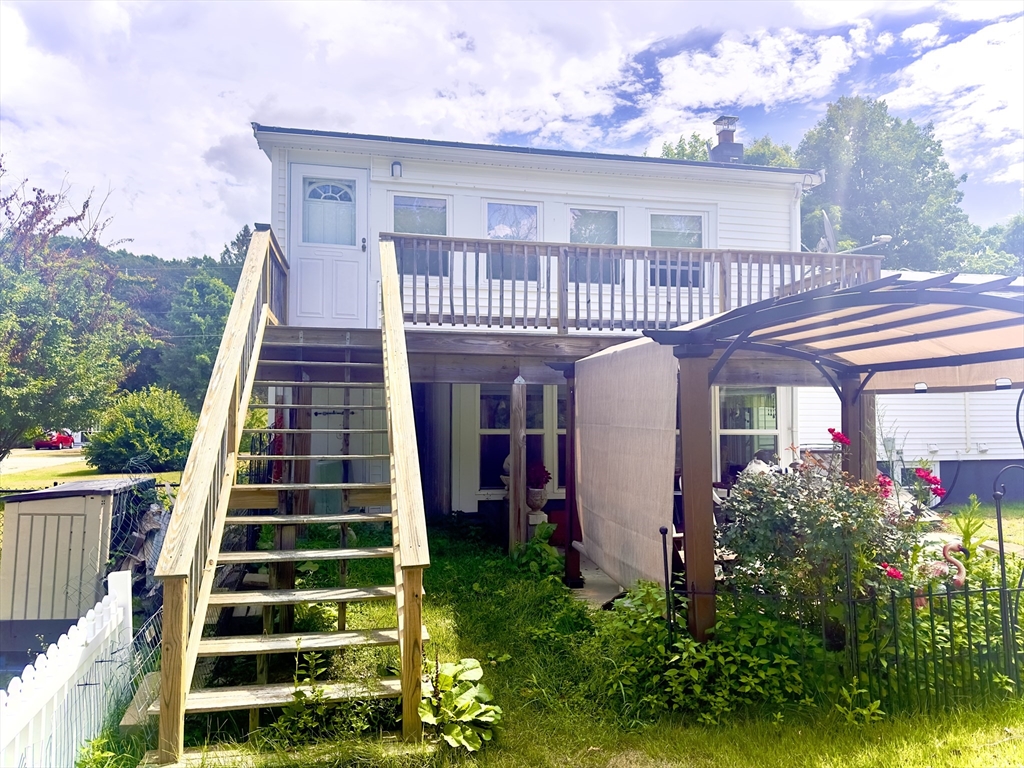 East Bridgewater, Massachusetts, 02333, United States, 4 Bedrooms Bedrooms, ,2 BathroomsBathrooms,Residential,For Sale,1922908