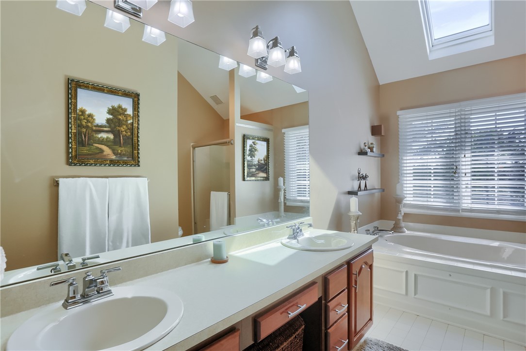 Pine Twp, Pennsylvania, 15044, United States, 4 Bedrooms Bedrooms, ,3 BathroomsBathrooms,Residential,For Sale,1951267