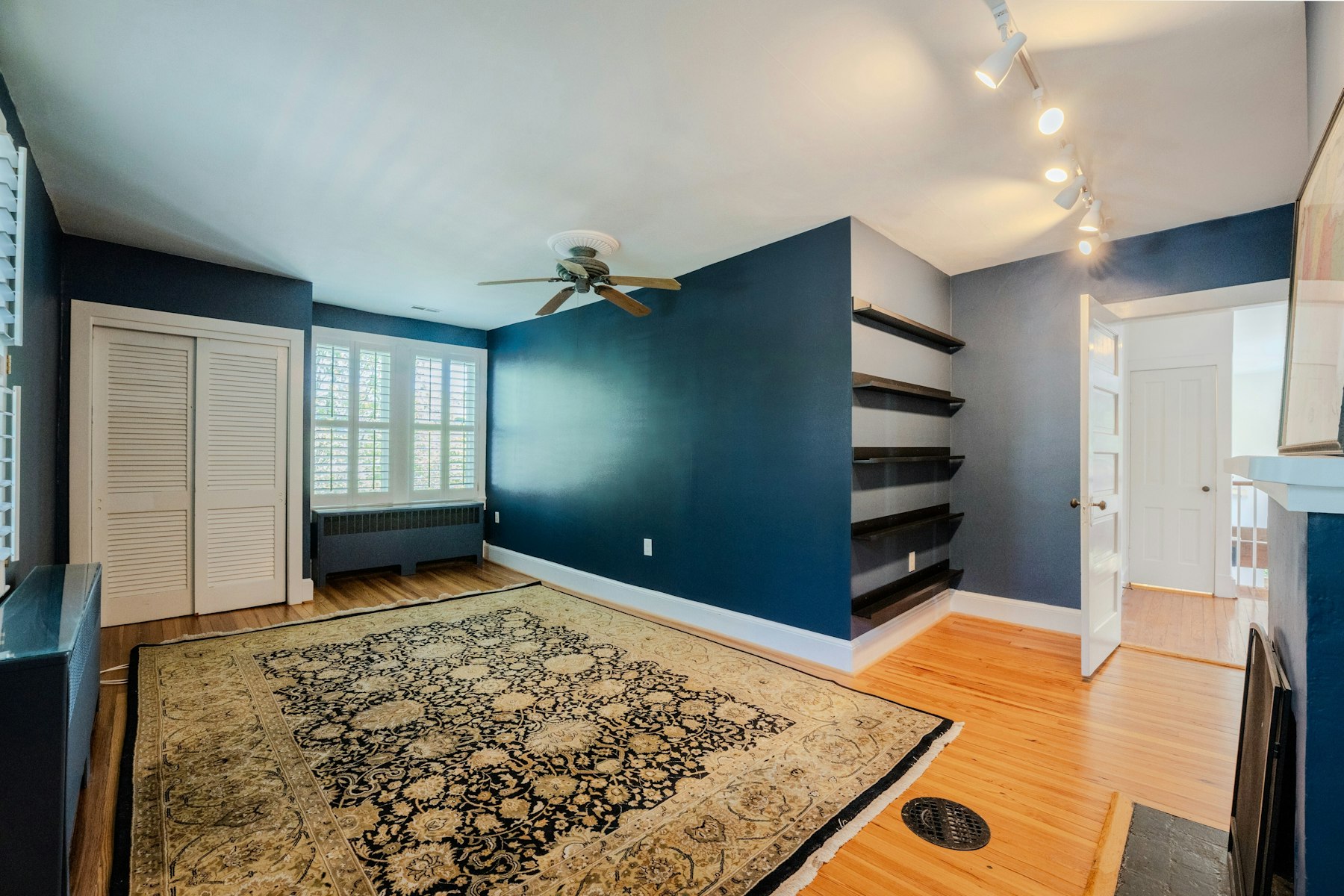  208 Edwards Ferry Road NE, Leesburg, VA, 20176 - 物件實景