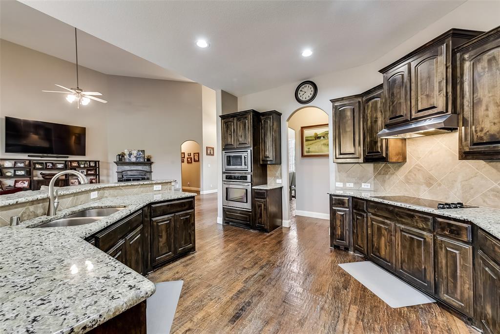 Mclendon Chisholm, Texas, 75032, United States, 5 Bedrooms Bedrooms, ,4 BathroomsBathrooms,Residential,For Sale,1900639