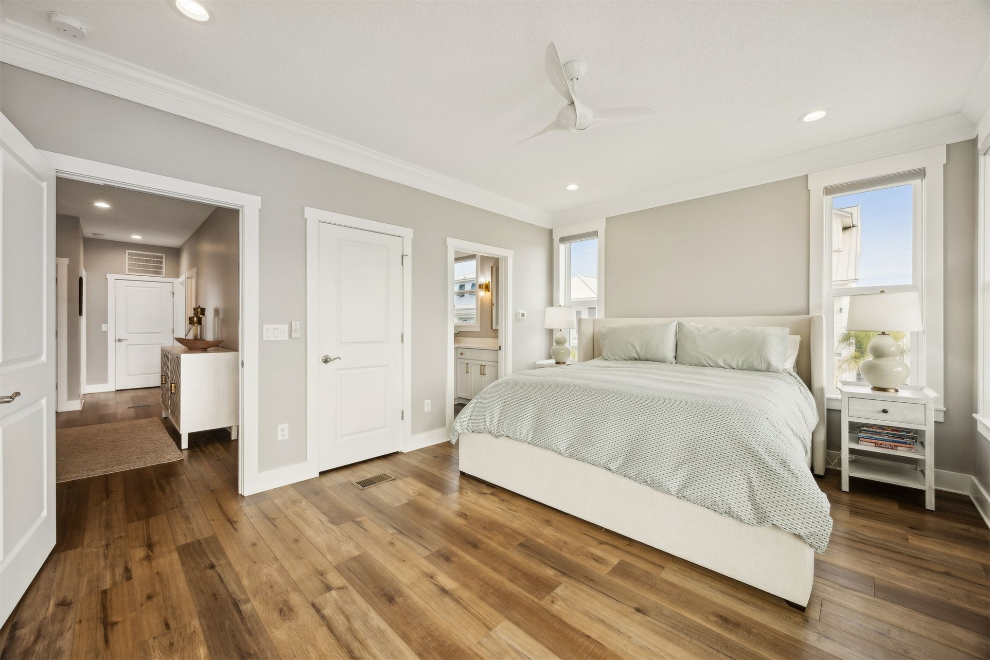 Fernandina Beach, Florida, 32034, United States, 4 Bedrooms Bedrooms, ,3 BathroomsBathrooms,Residential,For Sale,2013975