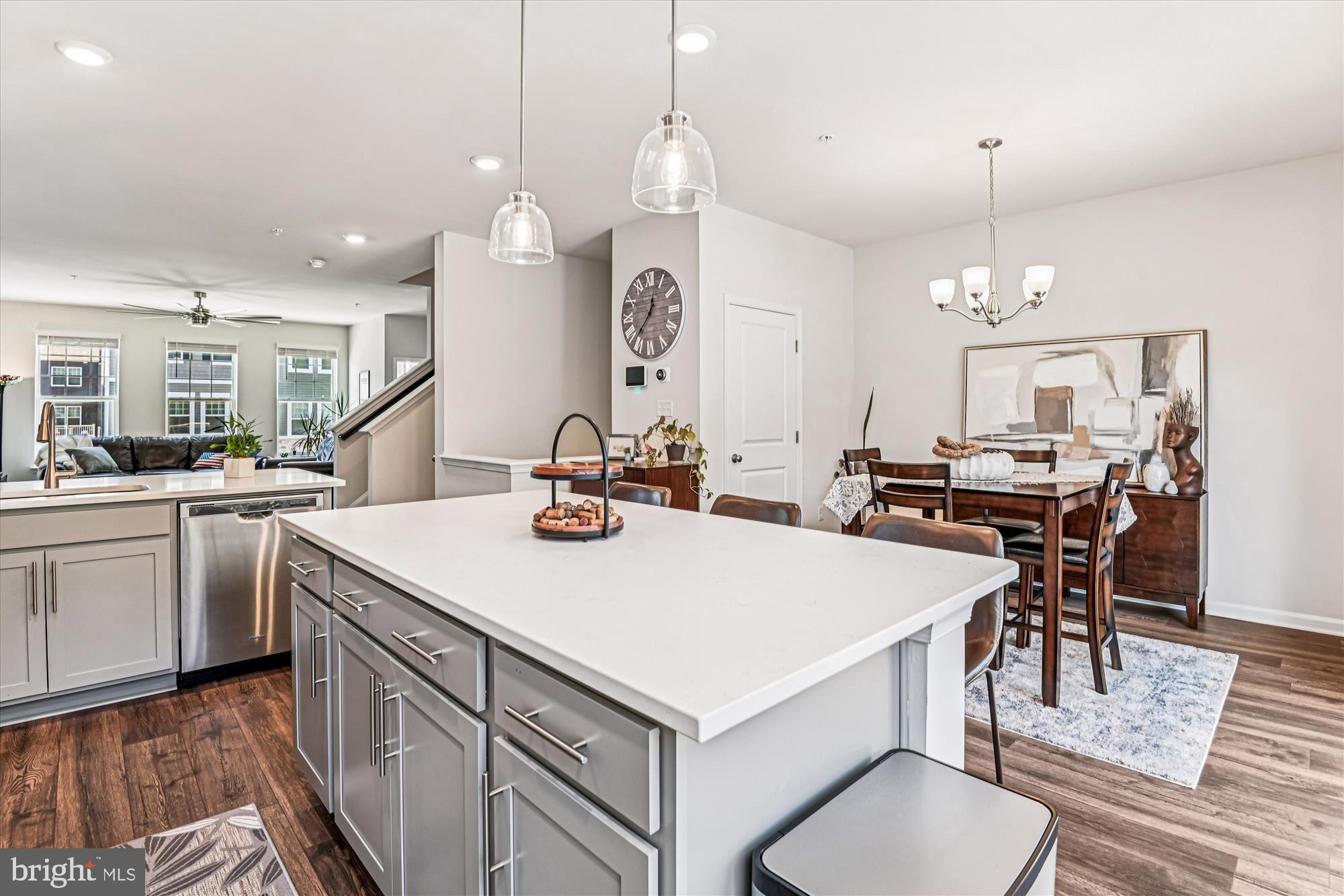 Odenton, Maryland, 21113, United States, 3 Bedrooms Bedrooms, ,3 BathroomsBathrooms,Residential,For Sale,1979208