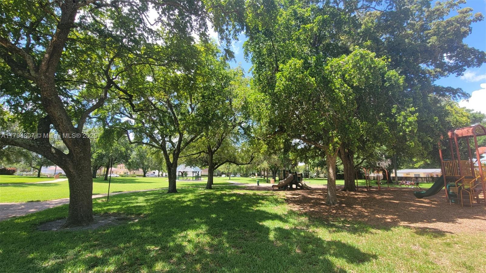 Plantation, Florida, 33324, United States, 3 Bedrooms Bedrooms, ,2 BathroomsBathrooms,Residential,For Sale,1792885
