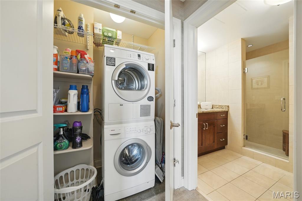 St Louis, Missouri, 63108, United States, 1 Bedroom Bedrooms, ,1 BathroomBathrooms,Residential,For Sale,1826533