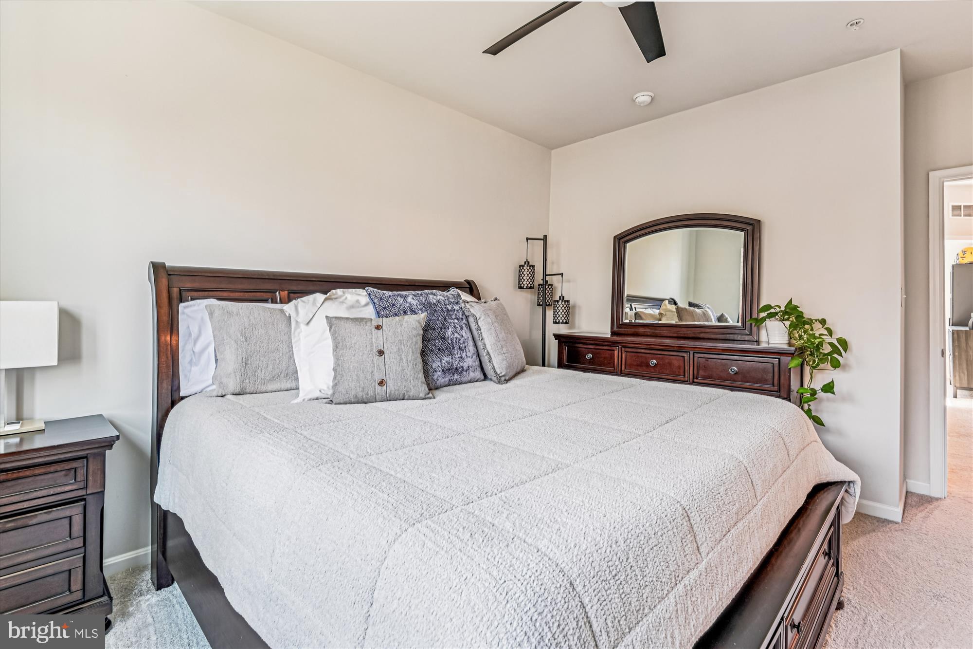 Odenton, Maryland, 21113, United States, 3 Bedrooms Bedrooms, ,3 BathroomsBathrooms,Residential,For Sale,1979208