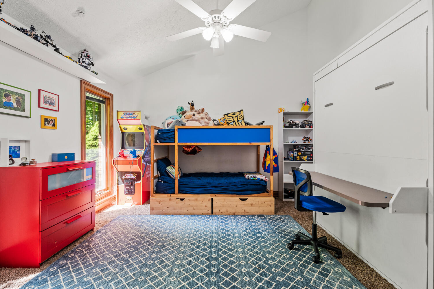 Union, Kentucky, 41091, United States, 3 Bedrooms Bedrooms, ,4 BathroomsBathrooms,Residential,For Sale,1896368