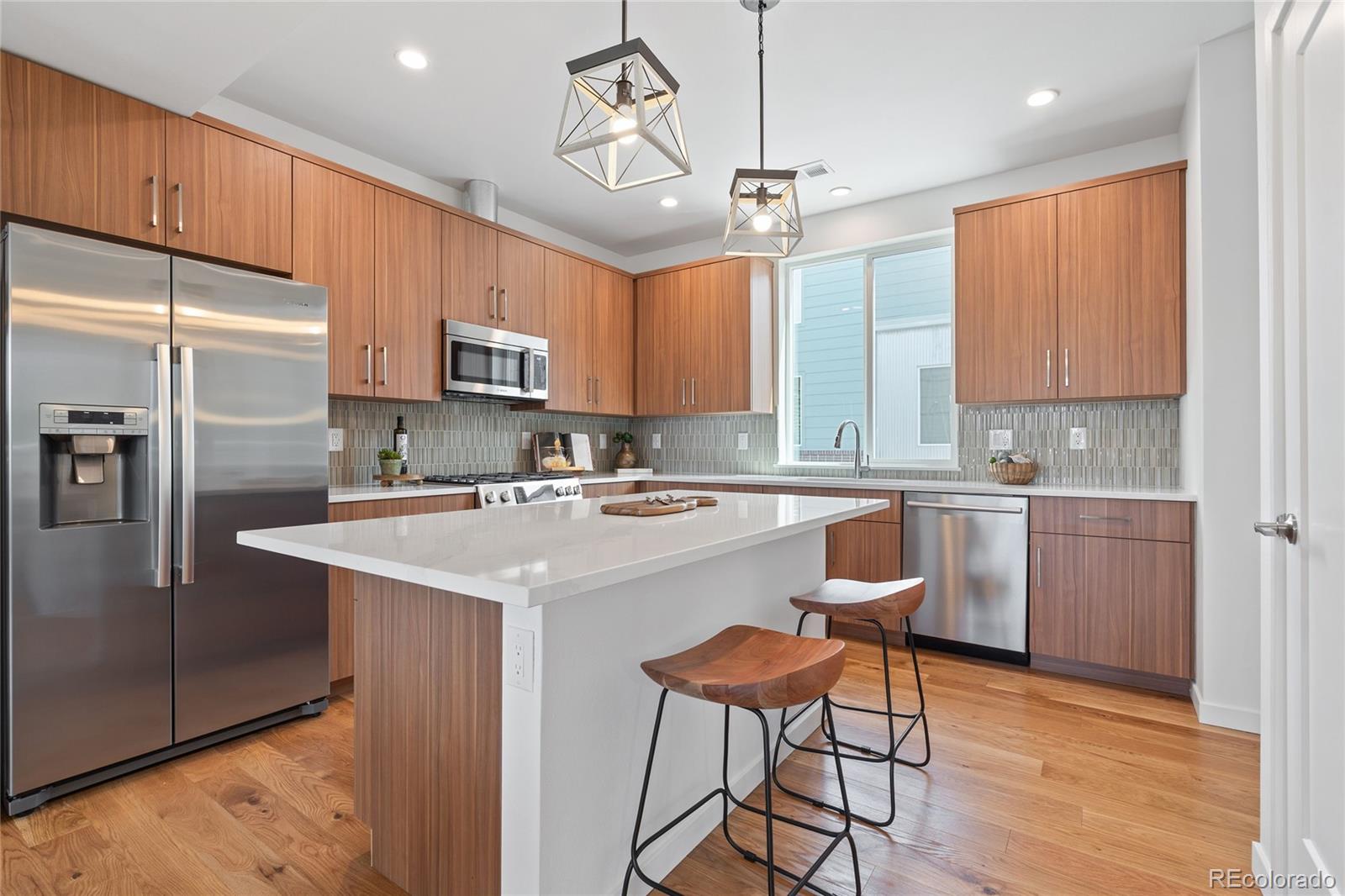 Denver, Colorado, 80231, United States, 3 Bedrooms Bedrooms, ,4 BathroomsBathrooms,Residential,For Sale,1877568