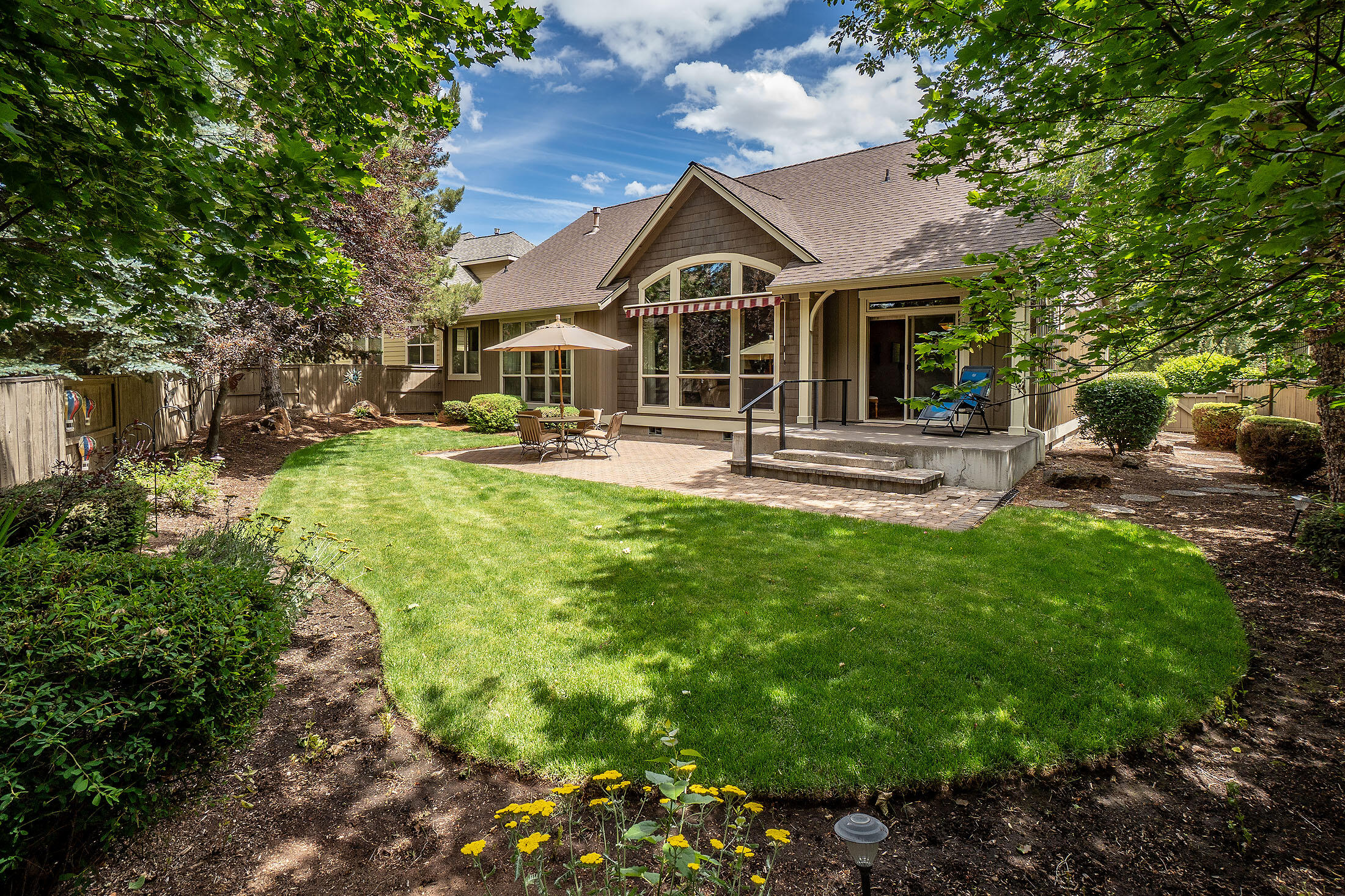 Bend, Oregon, 97702, United States, 3 Bedrooms Bedrooms, ,2 BathroomsBathrooms,Residential,For Sale,1883442