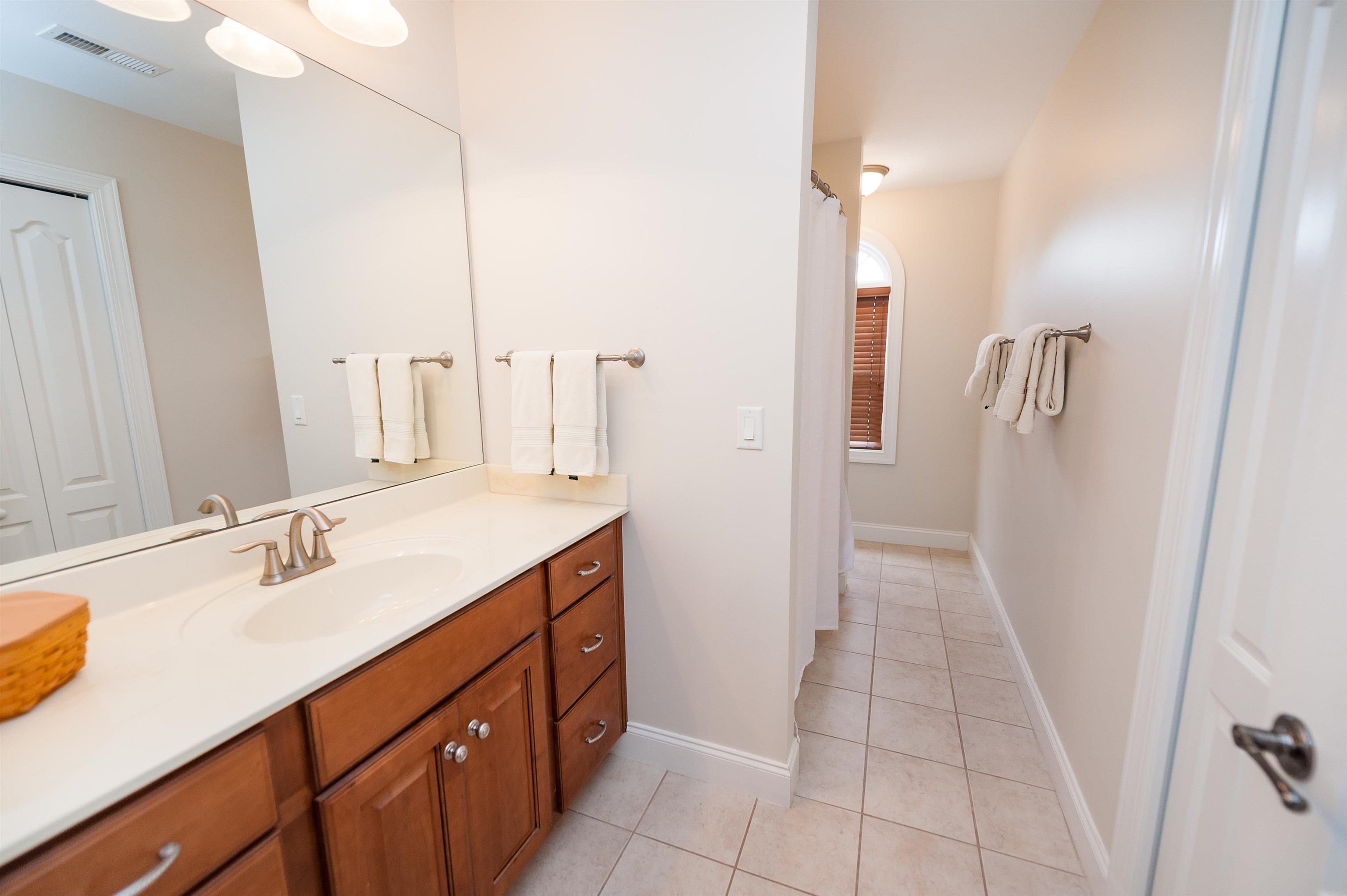 Campobello, South Carolina, 29322, United States, 3 Bedrooms Bedrooms, ,3 BathroomsBathrooms,Residential,For Sale,1778911