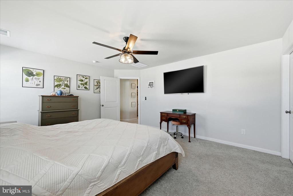 Berryville, Virginia, 22611, United States, 4 Bedrooms Bedrooms, ,3 BathroomsBathrooms,Residential,For Sale,2015067