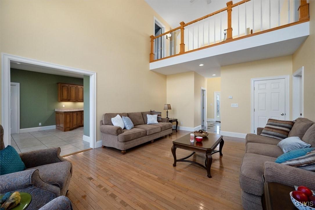 Augusta, New York, 13425, United States, 4 Bedrooms Bedrooms, ,5 BathroomsBathrooms,Residential,For Sale,1999088