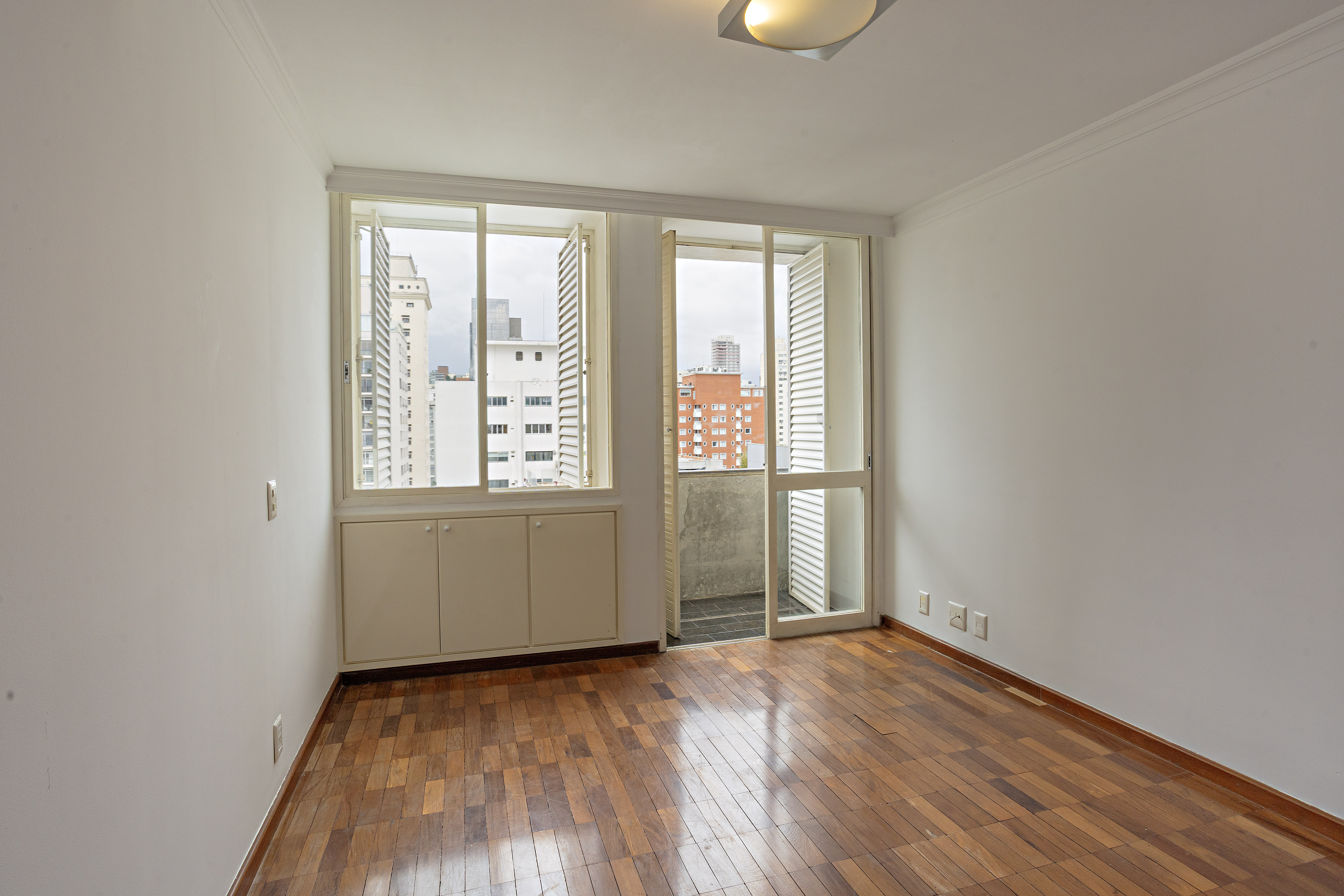  Apartment with views of Clube Paulistano in brutalist building - 物件實景