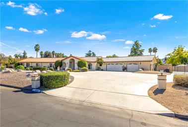 Hemet, California, 92544, United States, 5 Bedrooms Bedrooms, ,3 BathroomsBathrooms,Residential,For Sale,1989117