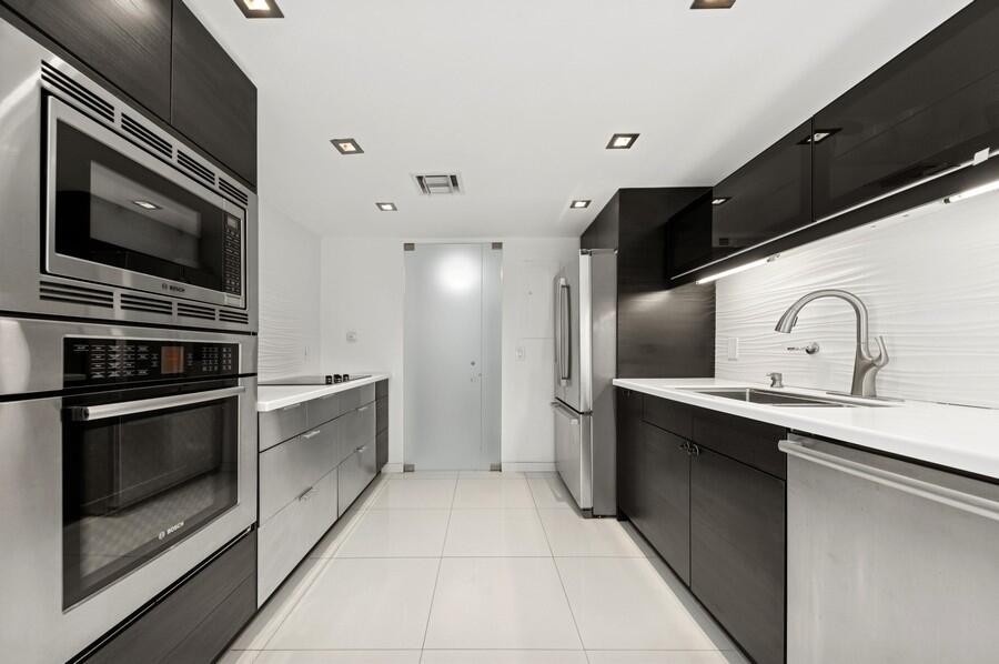 Delray Beach, Florida, 33483, United States, 2 Bedrooms Bedrooms, ,2 BathroomsBathrooms,Residential,For Sale,1826520