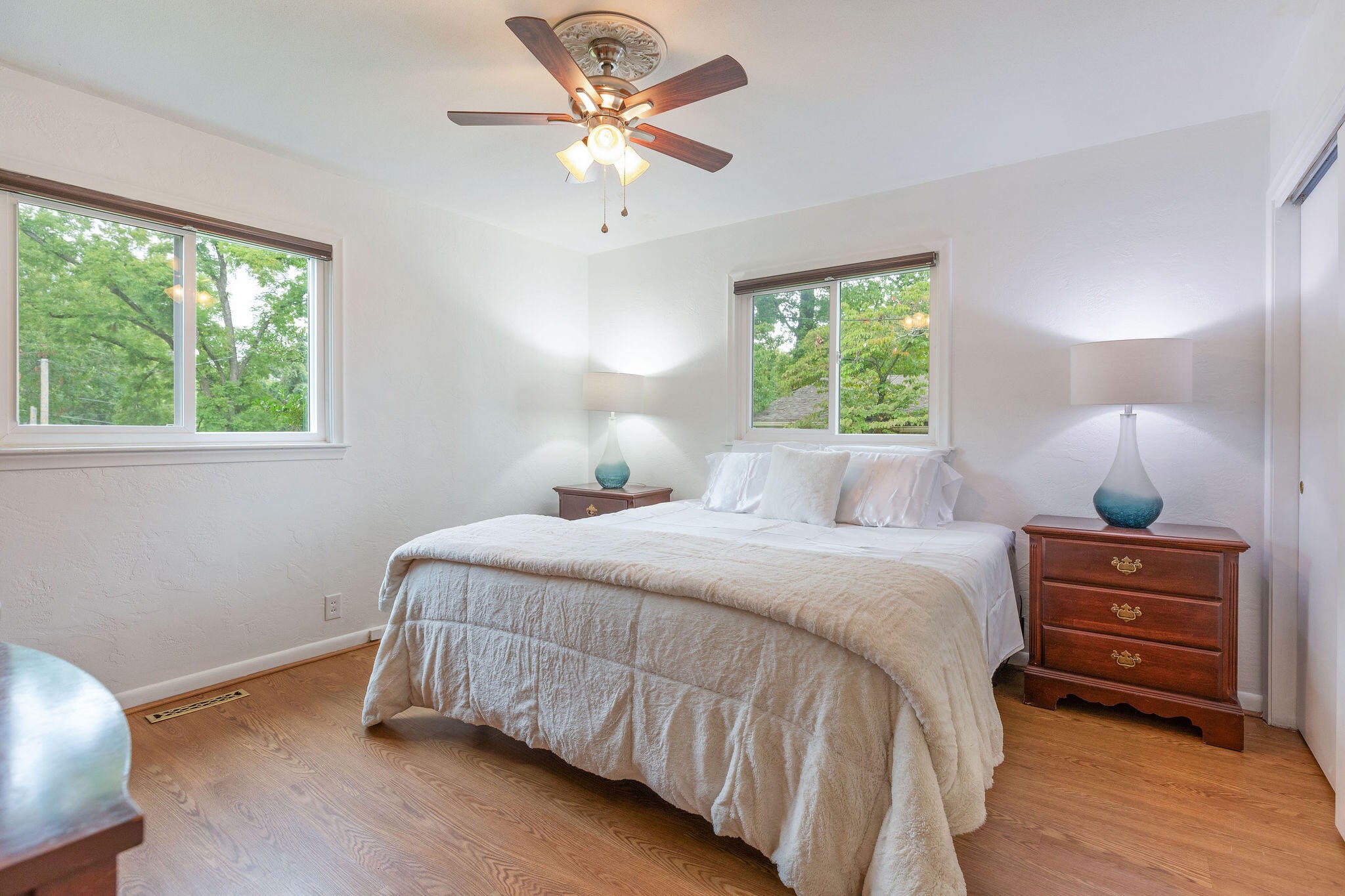 Branson, Missouri, 65616, United States, 3 Bedrooms Bedrooms, ,2 BathroomsBathrooms,Residential,For Sale,1976730