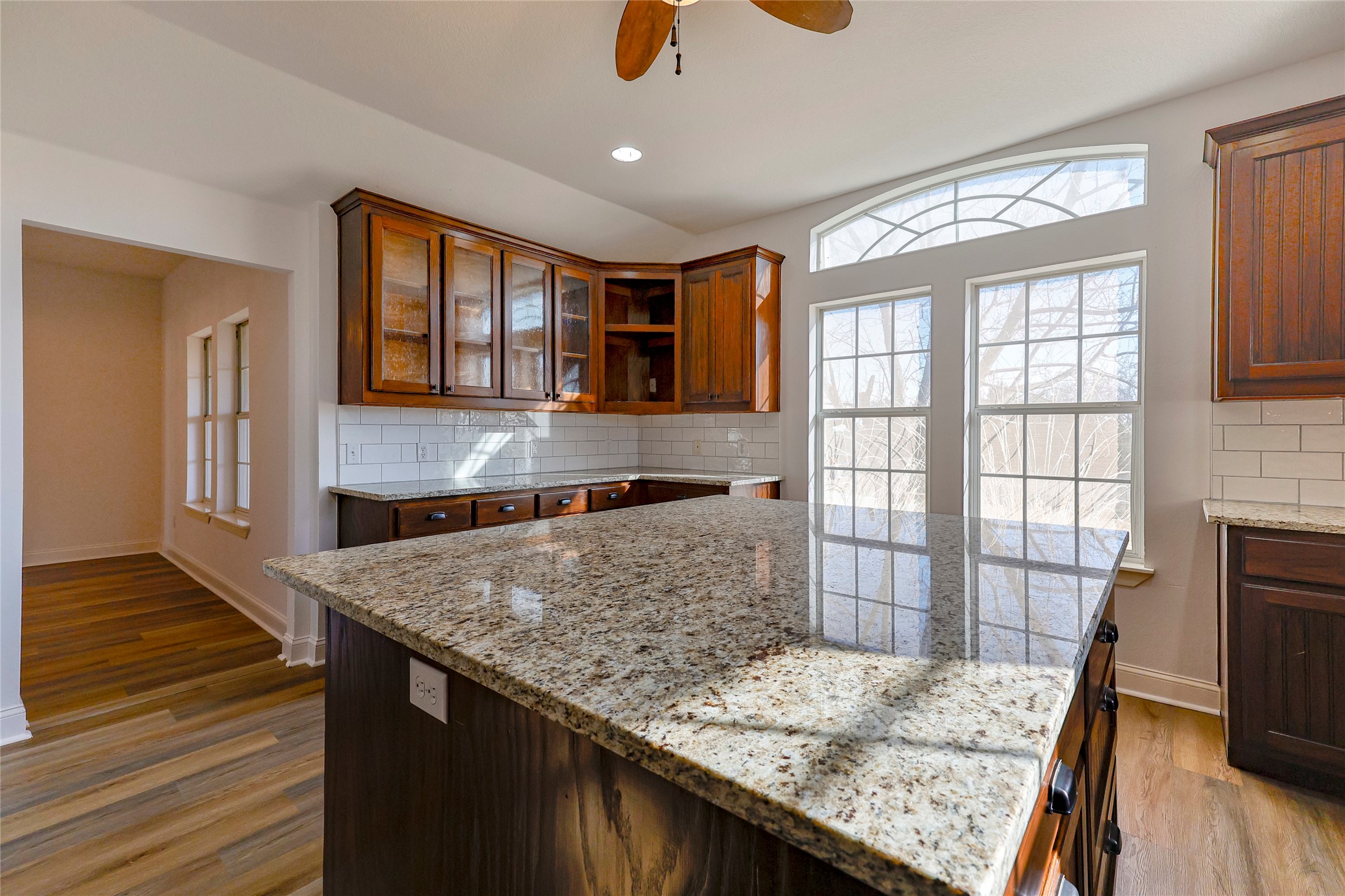 Weatherford, Texas, 76088, United States, 4 Bedrooms Bedrooms, ,3 BathroomsBathrooms,Residential,For Sale,1885521