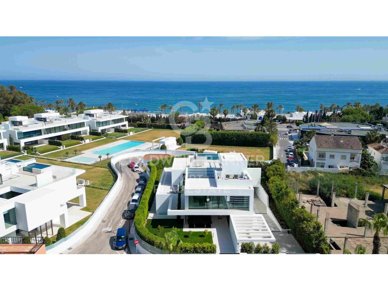 Marbella, Andalusia, ES, 5 Bedrooms Bedrooms, ,5 BathroomsBathrooms,Residential,For Sale,1805166